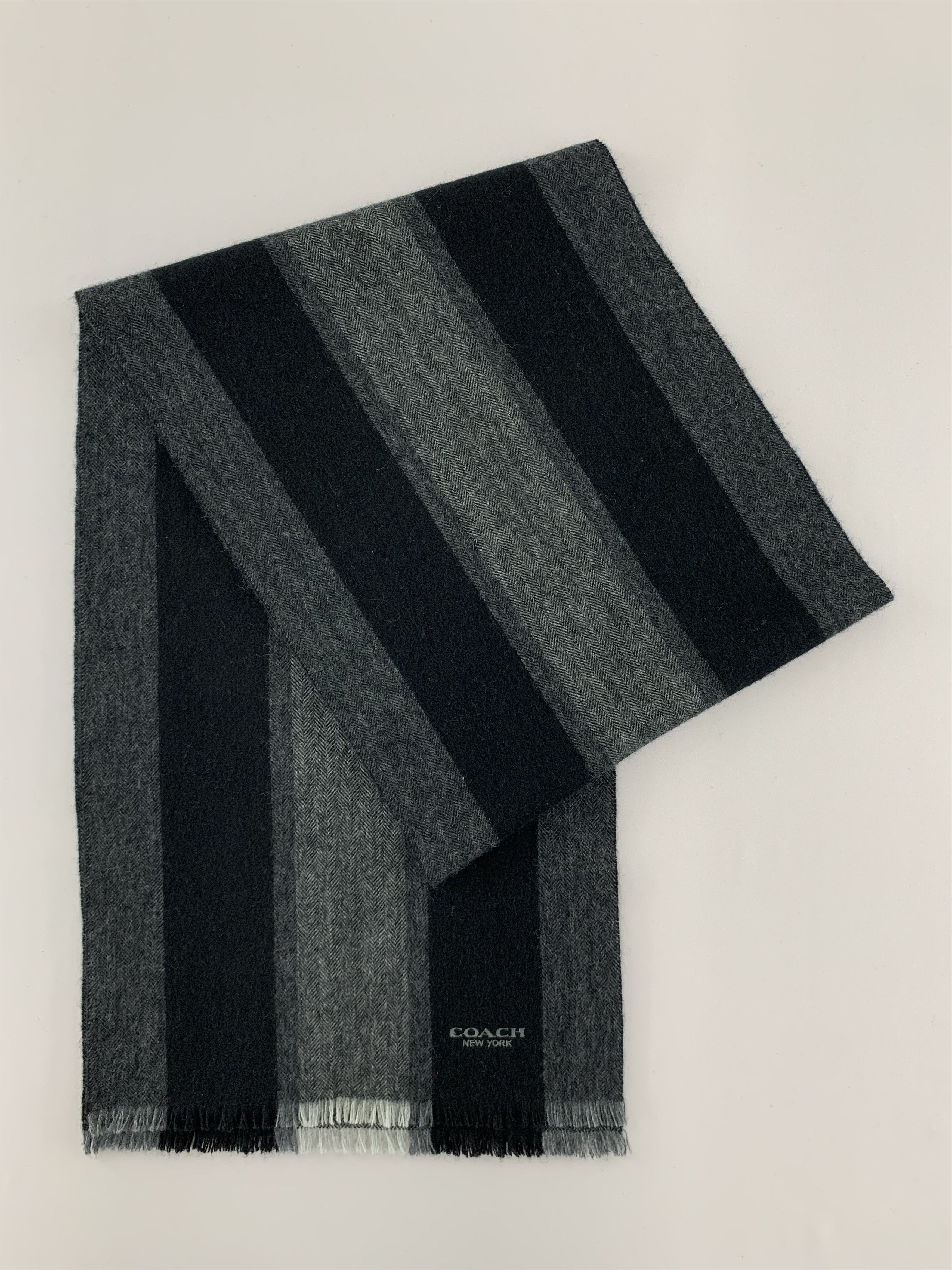 Coach Coach Scarf Wool Muffler Neck Wrap BL5160 Size ONE SIZE - 3 Thumbnail