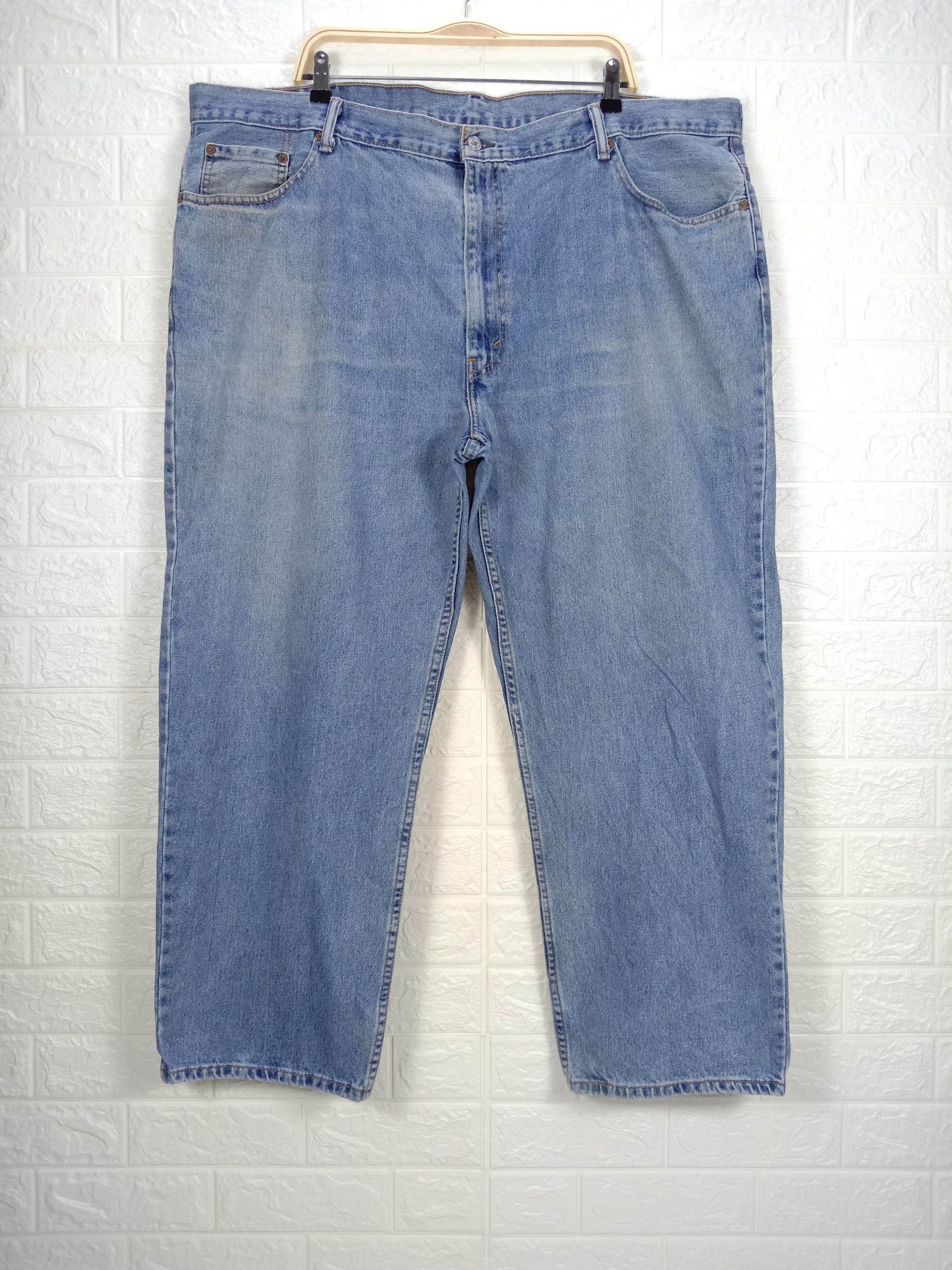 Levi's Vintage Levi's 550 Jeans Blue Wash Denim Over Size 48x43 Size US 44 / EU 60 - 1 Thumbnail