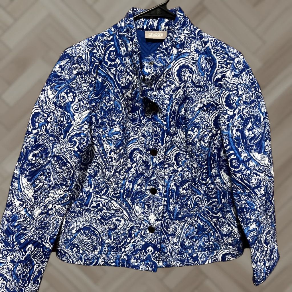 Vintage Chicos Quilted Paisley Snap Front Jacket M Blue Cotton Long Sleeve Shirt Coat Womens Jacket Size M / US 6-8 / IT 42-44 - 1 Thumbnail