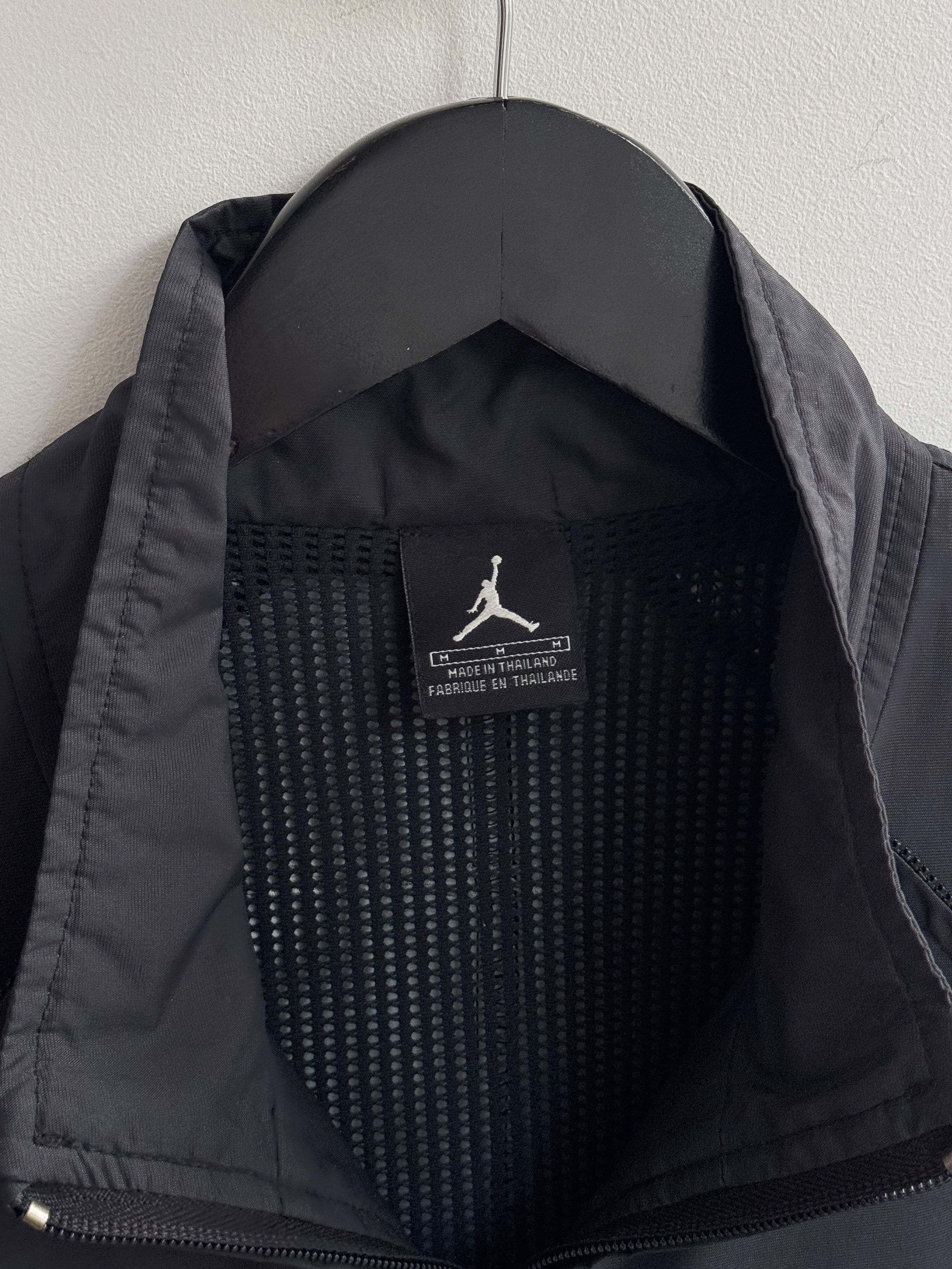 Nike Nike Jordan Nylon Vest Jacket Size US L / EU 52-54 / 3 - 6 Thumbnail