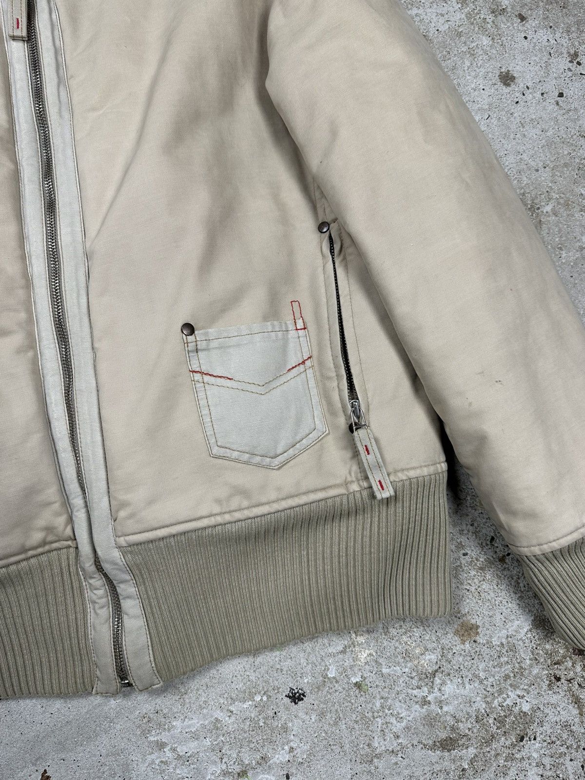 Vintage Vintage Y2K Carhartt Style Beige Workwear Detroit Jacket Size US L / EU 52-54 / 3 - 4 Thumbnail