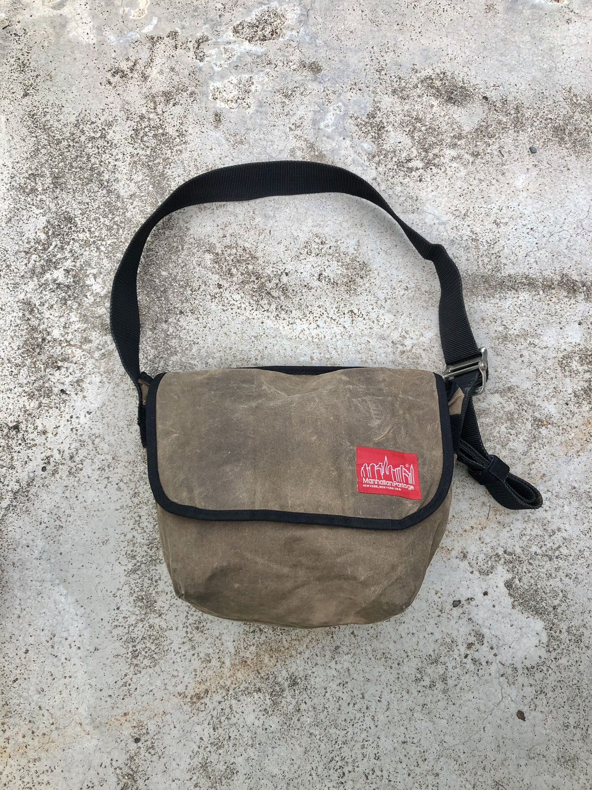 Bag MANHATTAN PORTAGE CROSSBODY SLINGBAG Grailed