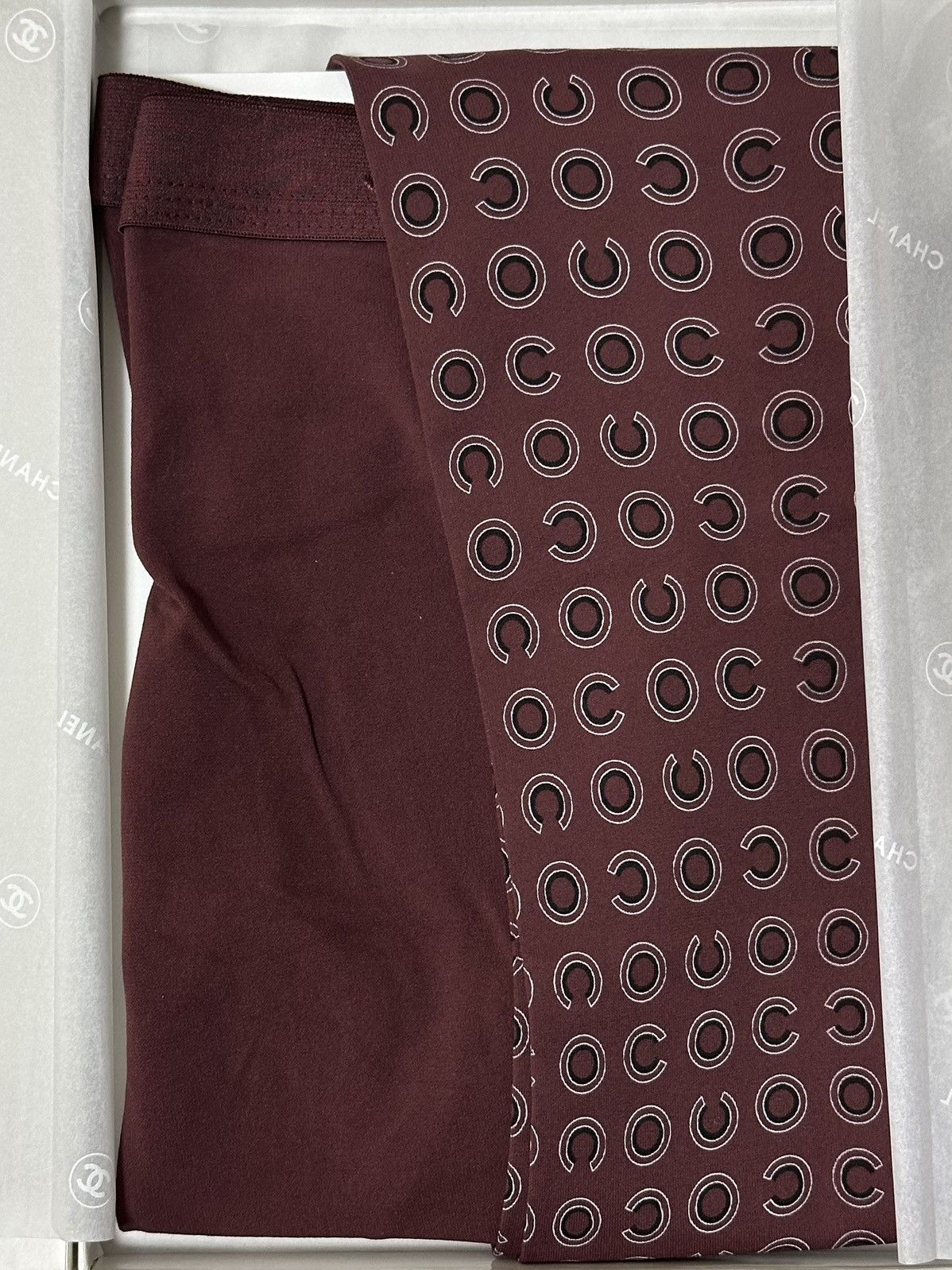 Chanel CHANEL Fall Winter 2001 CC Logo Tights Size 27" / US 4 / IT 40 - 3 Thumbnail