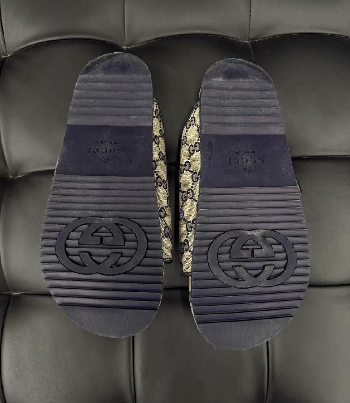Gucci New Gucci Logo Print Slide Sandals. Size US 9 / EU 42 - 6 Thumbnail