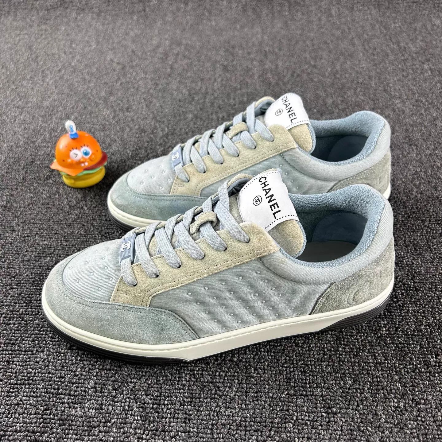 Chanel Chanel blue suede colorblock low top sneakers women's 38 Size US 7.5 / IT 37.5 - 1 Thumbnail