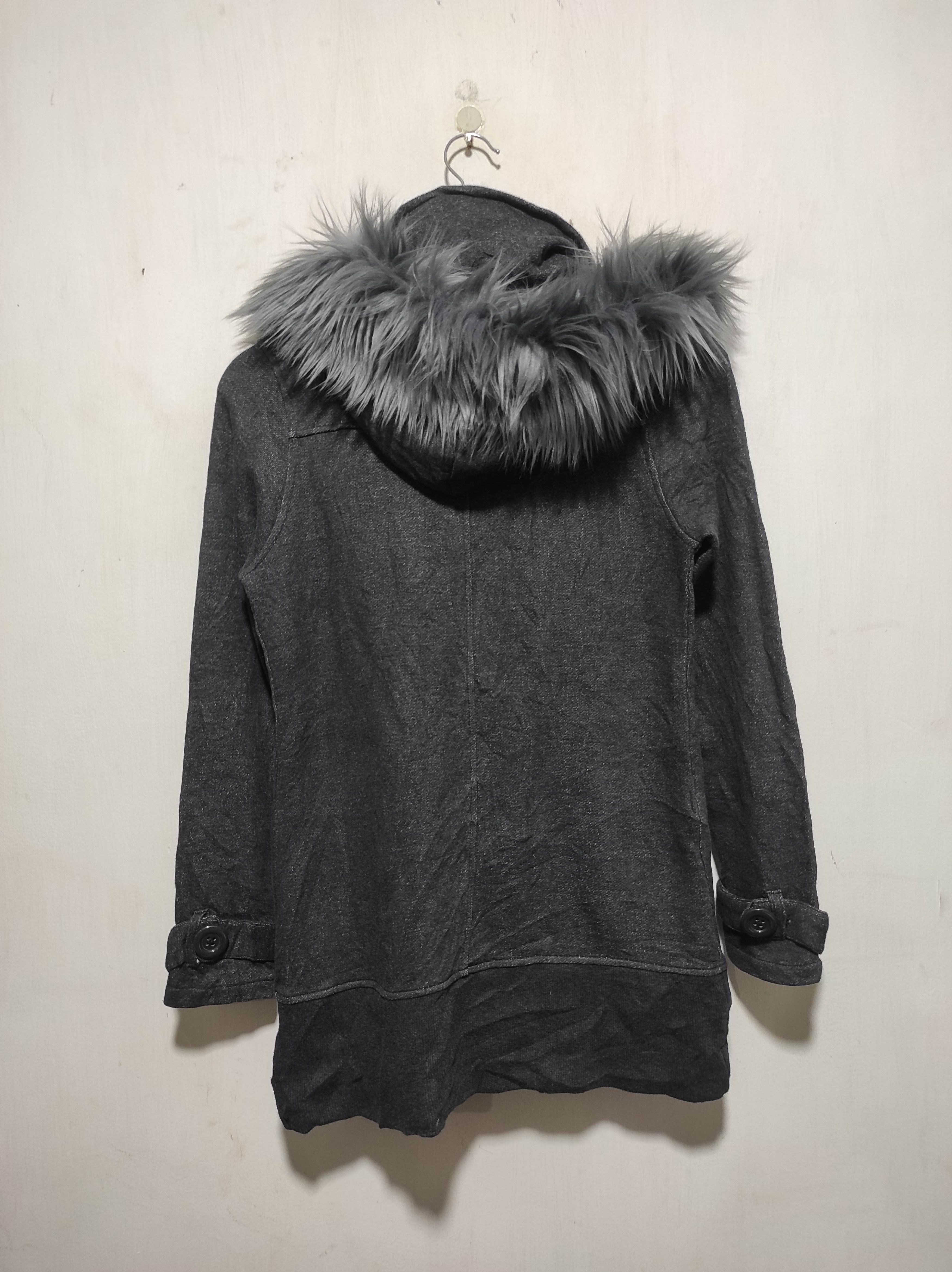 Japanese Brand Etam Weekend button fur hoodie ifsix LGB style Size US XS / EU 42 / 0 - 12 Thumbnail