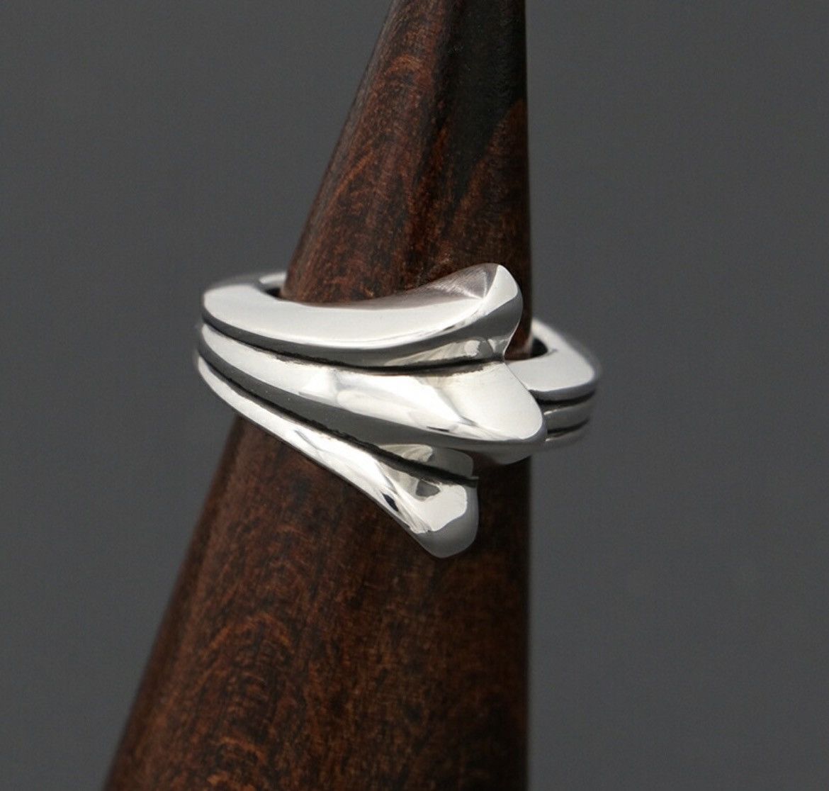 Chrome Hearts Chrome Hearts Cross Tail Ring Size ONE SIZE - 1 Thumbnail
