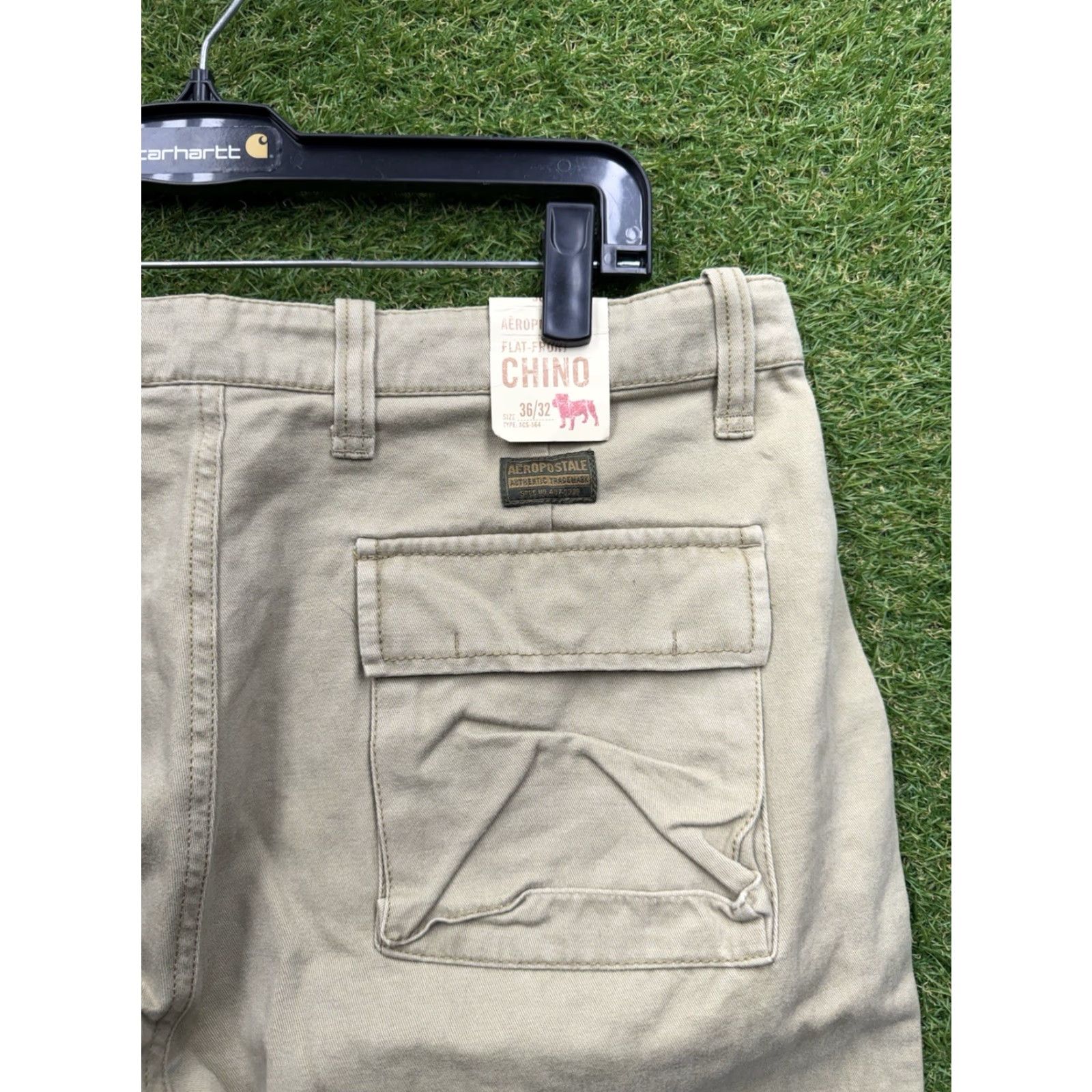 Vintage VINTAGE Aeropostale Chino Pants Mens 36x32 Tan Khaki NWT Cargo Pocket Straight Casual Beige Cotton Regular Pants Mens Size US 36 / EU 52 - 3 Thumbnail