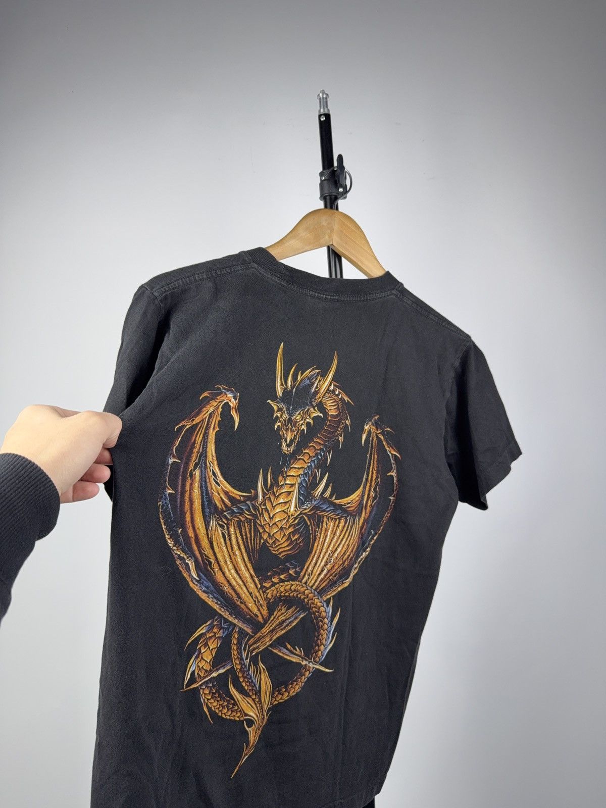 Japanese Brand Vintage 90s Dragon Graphic Fantasy Gothic Style Tee Shirt Size US S / EU 44-46 / 1 - 10 Thumbnail
