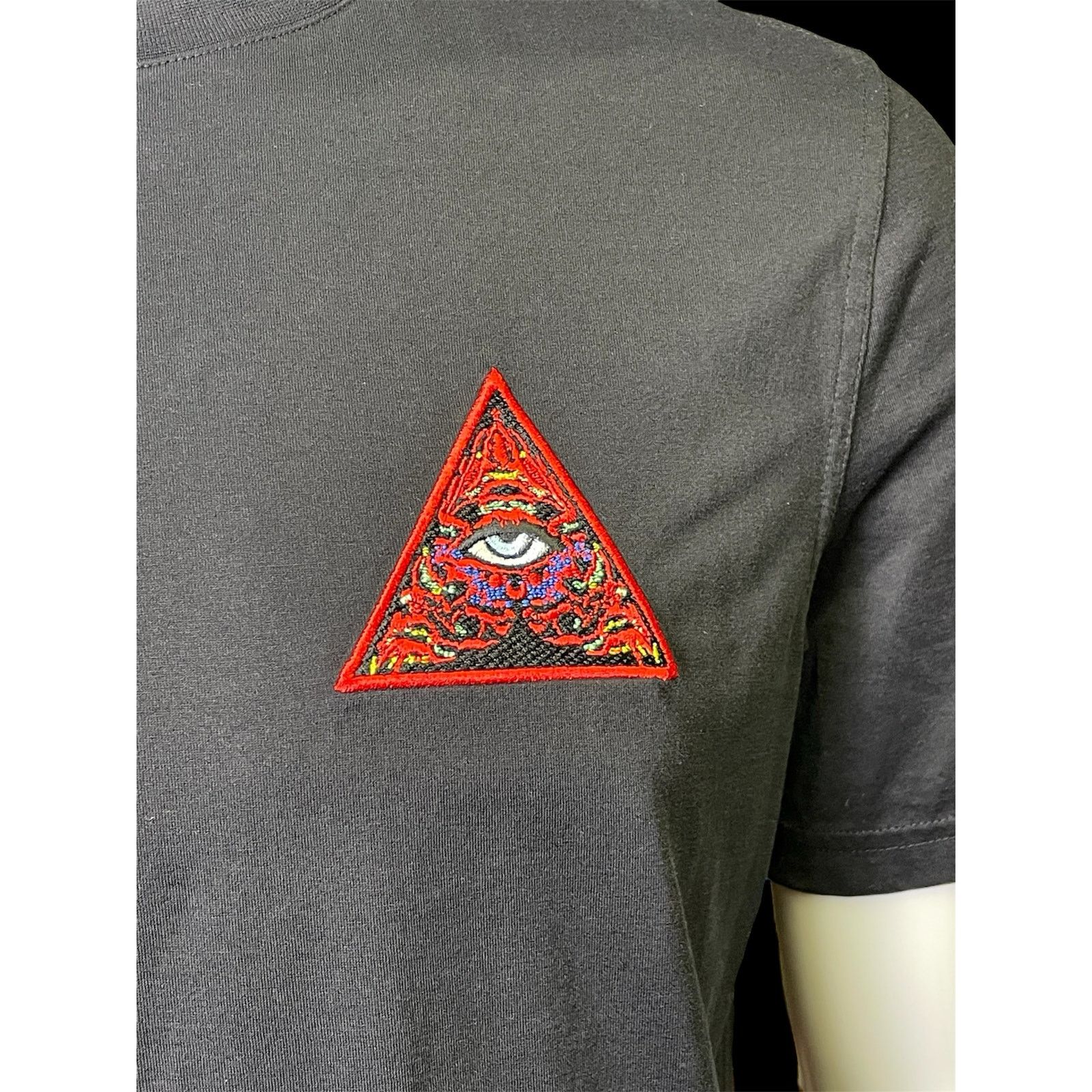Givenchy Givenchy Paris Embroidered Illuminati Crew Neck T-Shirt Size US XS / EU 42 / 0 - 9 Thumbnail