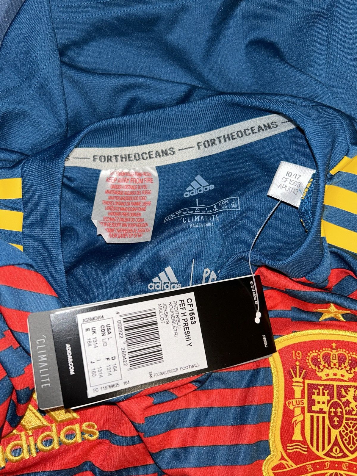 Adidas BNWT Adidas Spain 2016/17 Pre Match Kit Soccer Jersey Size US XS / EU 42 / 0 - 8 Thumbnail