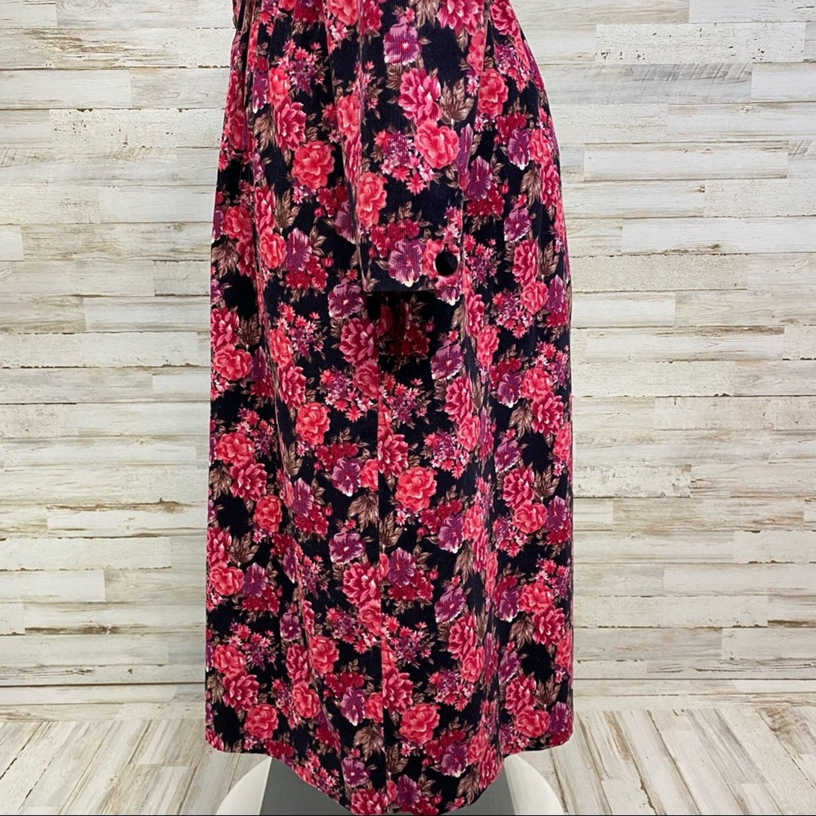 Laura Ashley Laura Ashley Vintage Corduroy Floral Dress Sz 10 Velvet Midi Size L / US 10 / IT 46 - 8 Thumbnail
