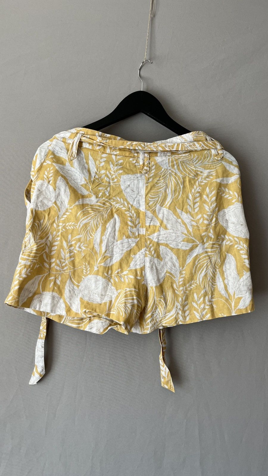 Sezane Sezane Linen Cotton Floral Print Yellow Shorts Size 28" / US 6 / IT 42 - 14 Thumbnail