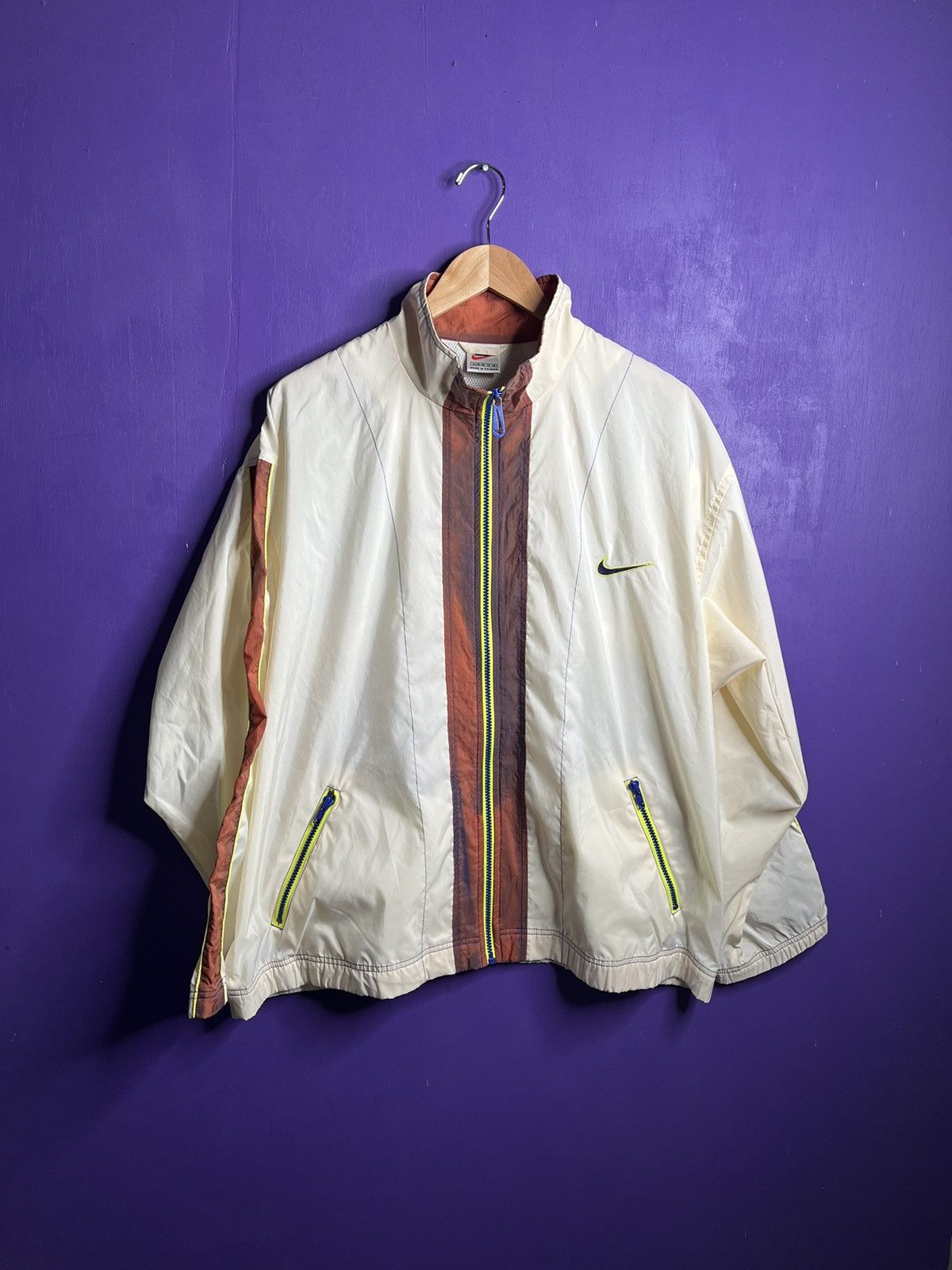 Nike × Vintage Vintage 90s Nike two tone windbreaker jacket Size US XL / EU 56 / 4 - 1 Thumbnail