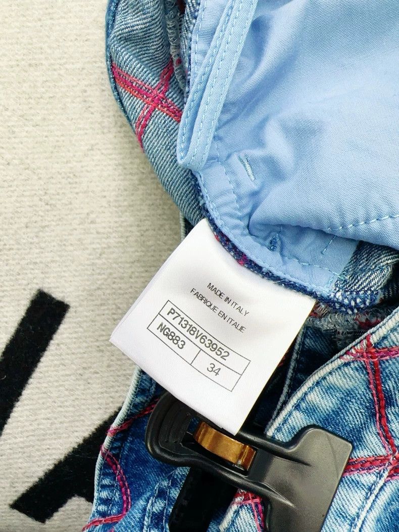 Chanel Chanel Beach Series Blue Diamond Plaid Denim Shorts Size 42" / US 20 - 4 Thumbnail