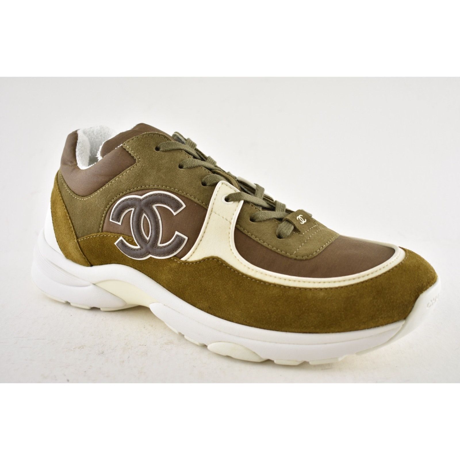 Chanel Chanel 20C Mens Brown Green White CC Logo Low Top Size US 11 / EU 44 - 5 Thumbnail