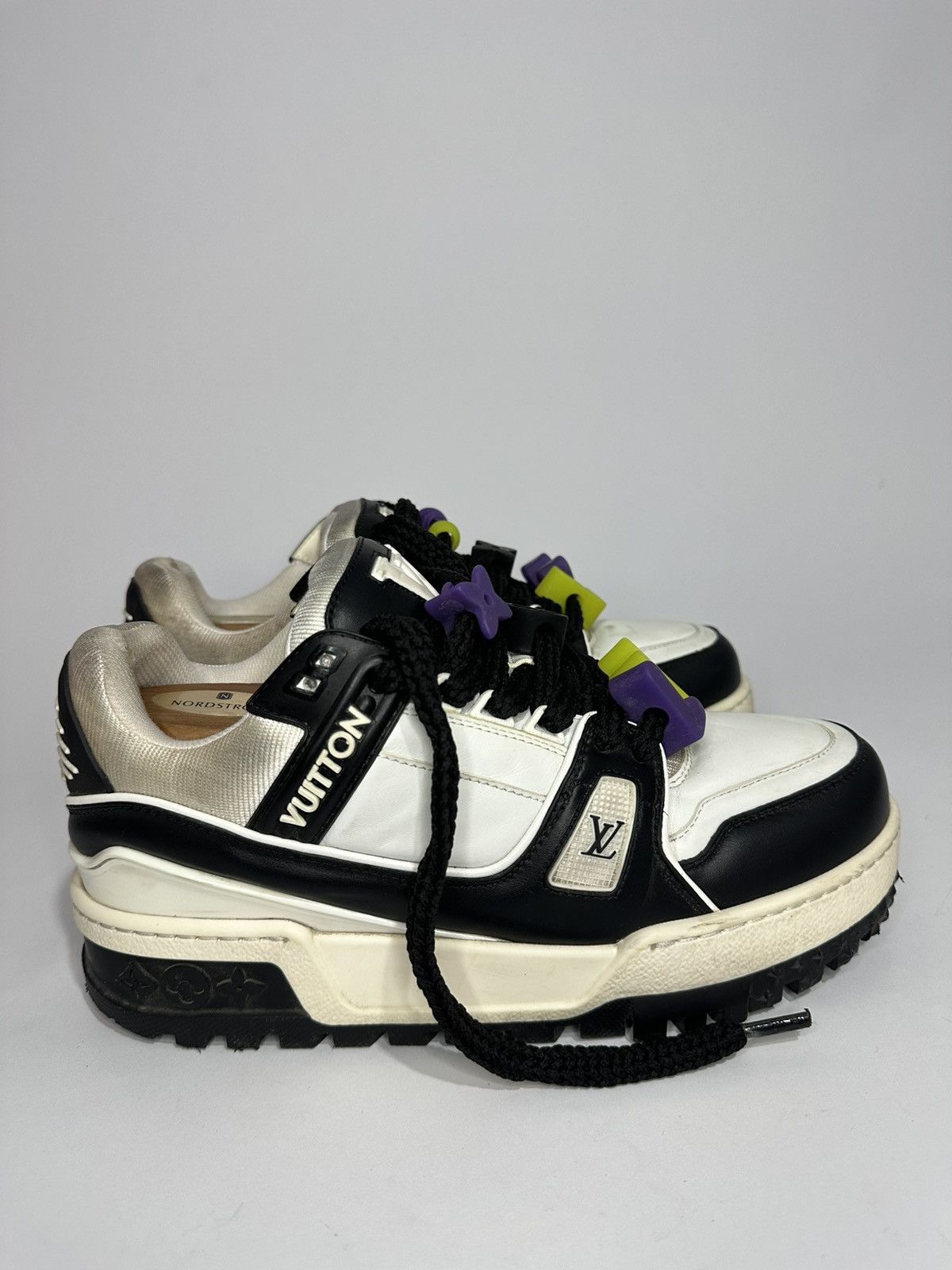 Louis Vuitton Louis Vuitton Black And White Maxi Trainer Sneakers. Size US 6 / EU 39 - 2 Thumbnail