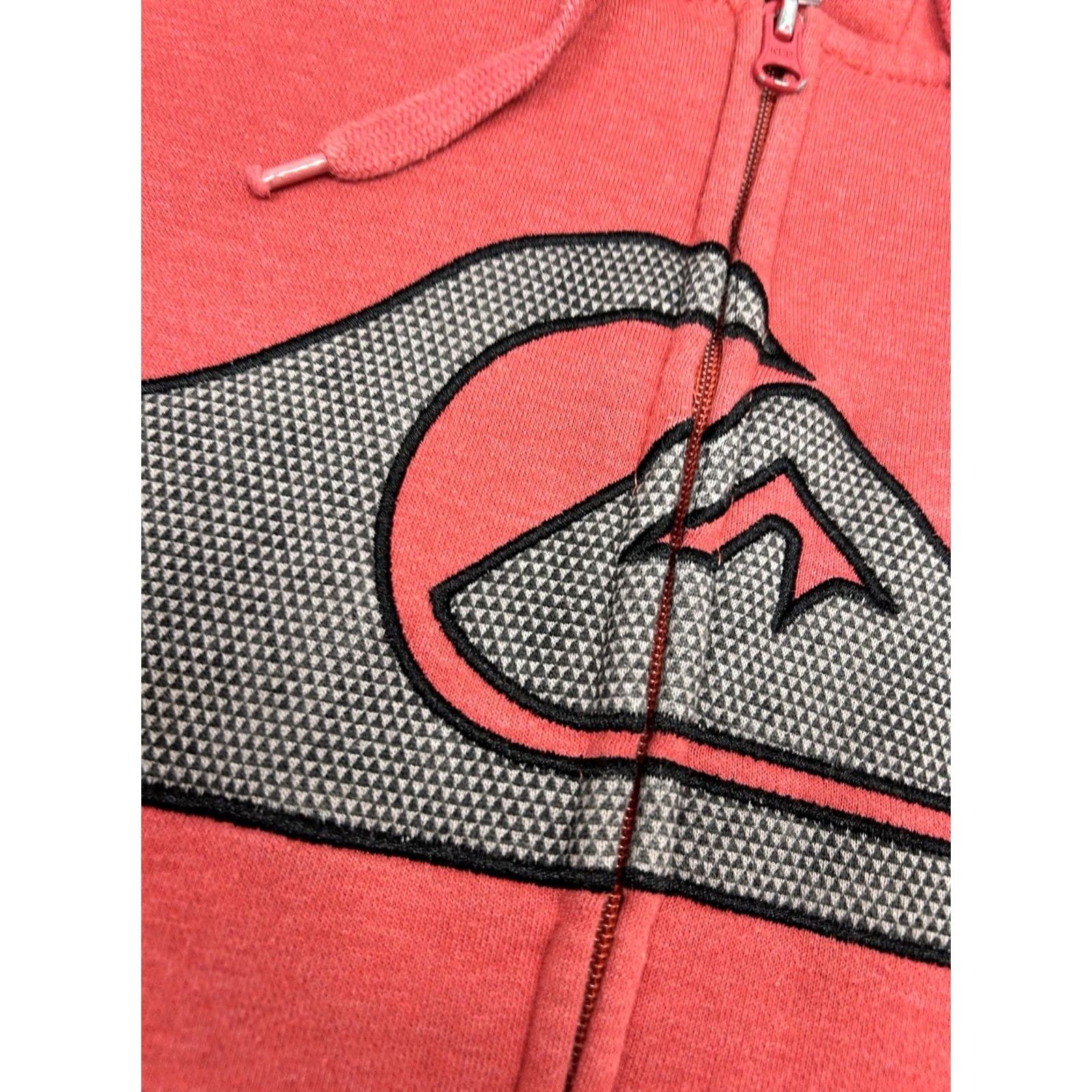 Quiksilver VINTAGE Quiksilver Hoodie Sweatshirt Red Size Small 00s Fleece Zip Boarding Brand Size US S / EU 44-46 / 1 - 5 Thumbnail