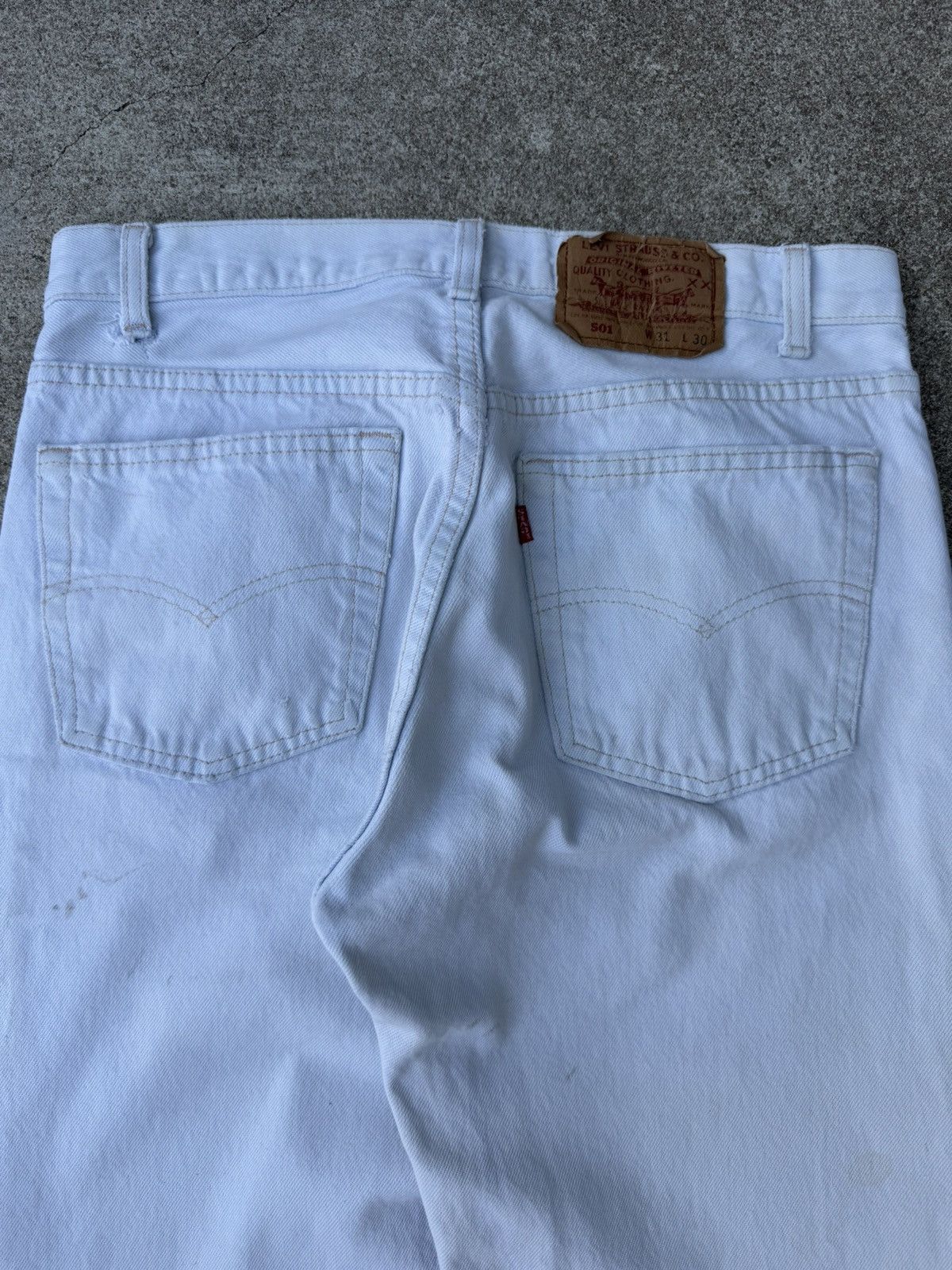 Levi's × Vintage Vtg 90’s Levi’s 501xx Buttonfly Straight White Jeans 30x30 Size US 30 / EU 46 - 9 Thumbnail