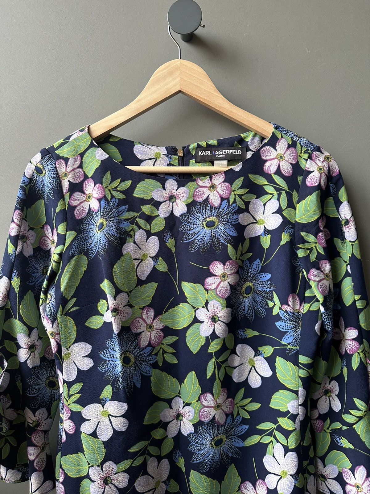 Karl Lagerfeld Karl Lagerfeld Paris Floral Dress Size 4 Size M / US 6-8 / IT 42-44 - 2 Thumbnail