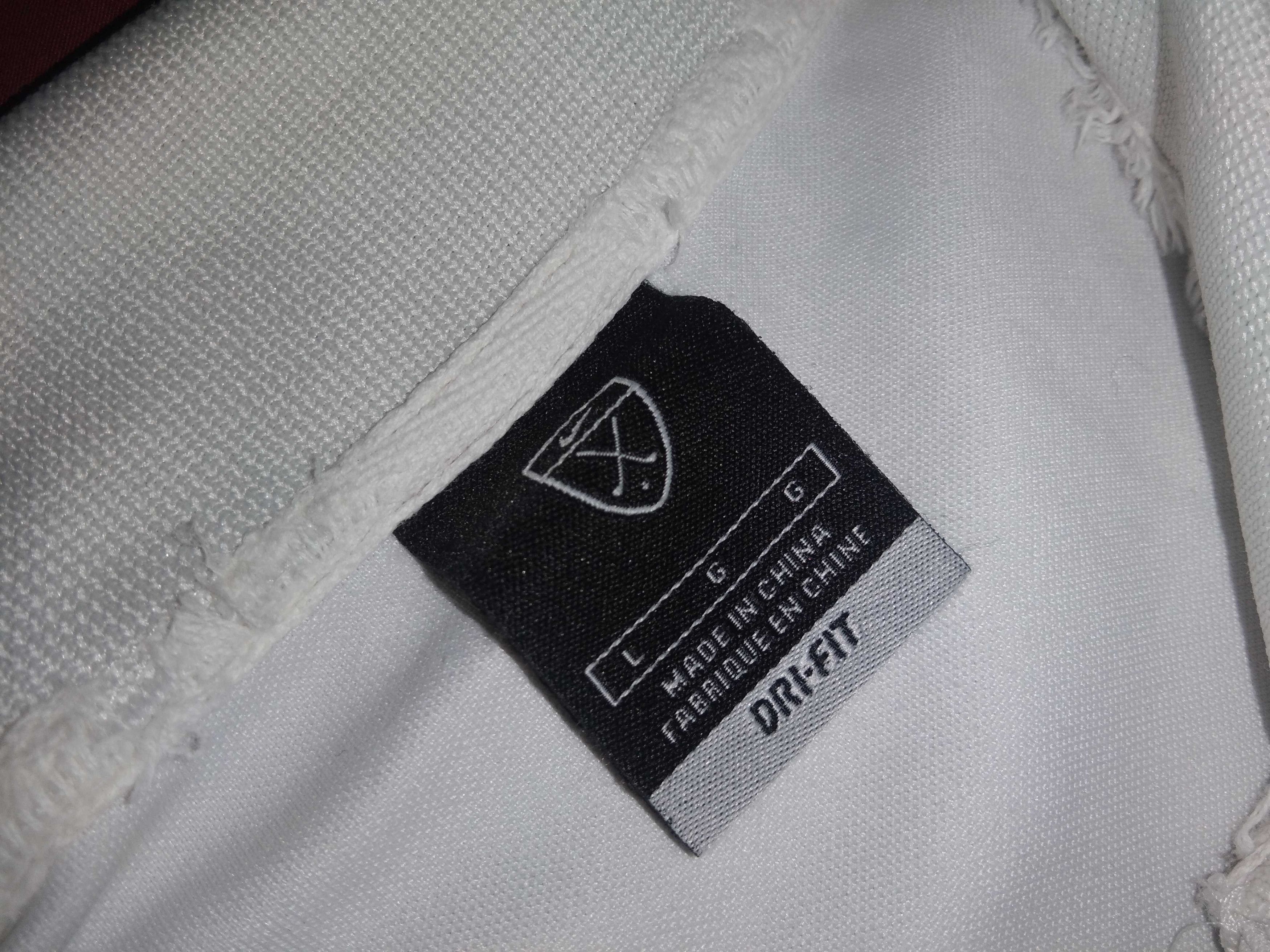 Nike ⛳ VTG y2k Nike Golf polo zipper shirt 🏌 Size US L / EU 52-54 / 3 - 4 Thumbnail