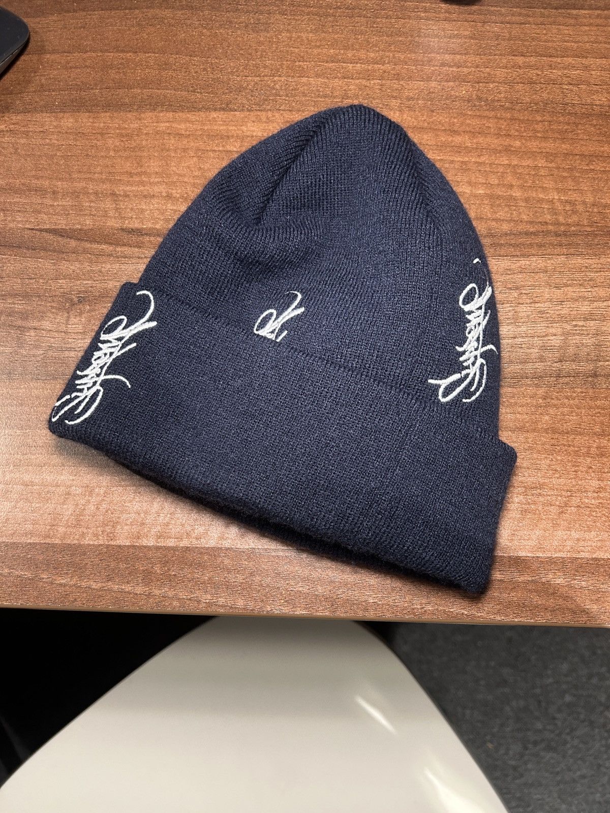 Supreme Supreme Tag Beanie Navy Size ONE SIZE - 1 Thumbnail