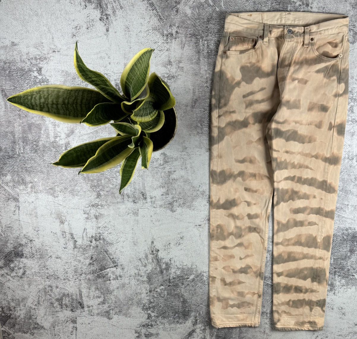 Levi's LEVI’S VINTAGE W30 L32 CUSTOM 1 OF 1 TIE DYE STRIPED DENIM STRAIGHT JEANS TROUSERS Size 30" / US 8 / IT 44 - 2 Thumbnail