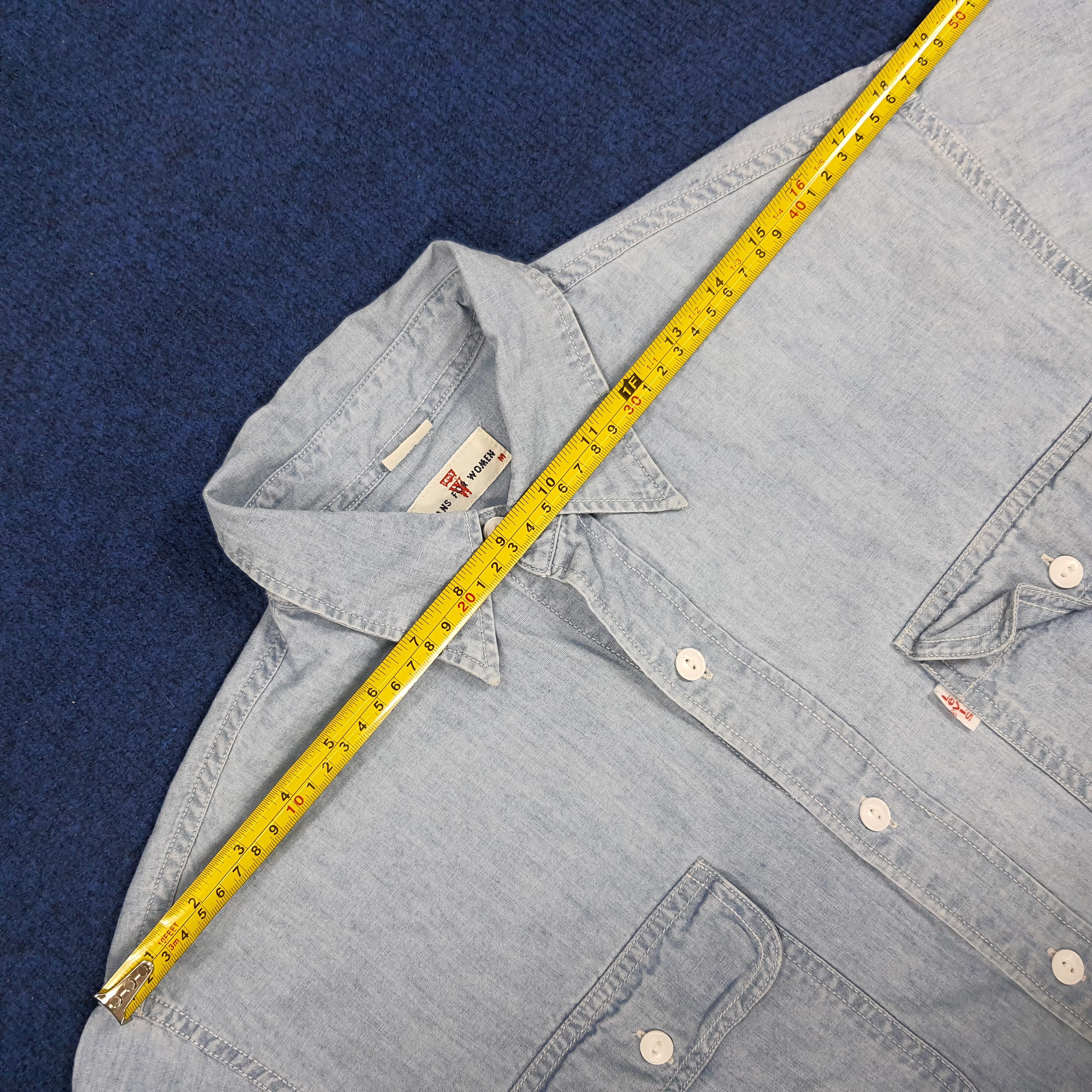 Levi's × Vintage Vintage Levi's Jeans for Women Button Up Shirt Size M / US 6-8 / IT 42-44 - 10 Thumbnail