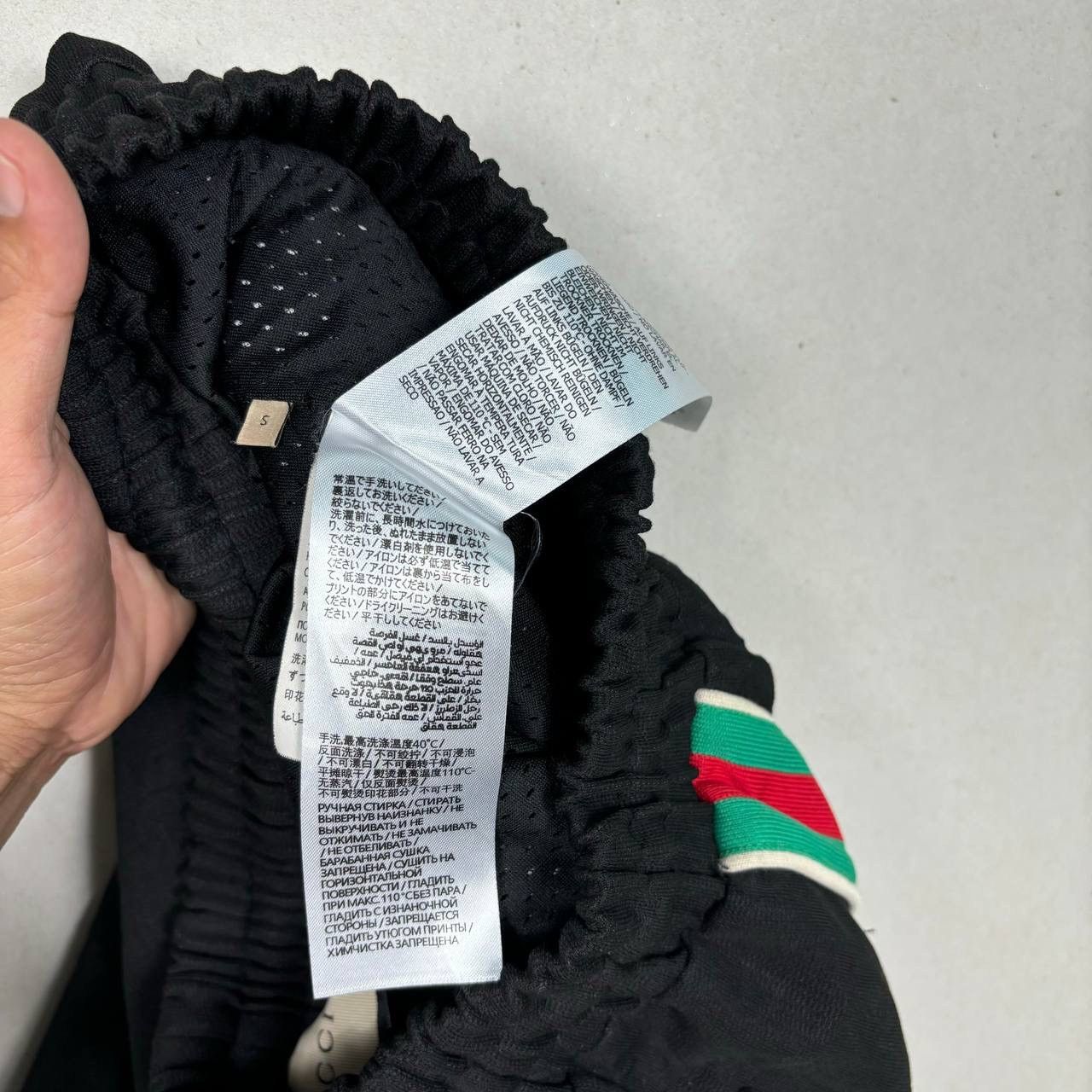 Gucci FINAL DROP! Gucci GG Jacquard Web Stripe Shorts Black Size S Size US 30 / EU 46 - 9 Thumbnail