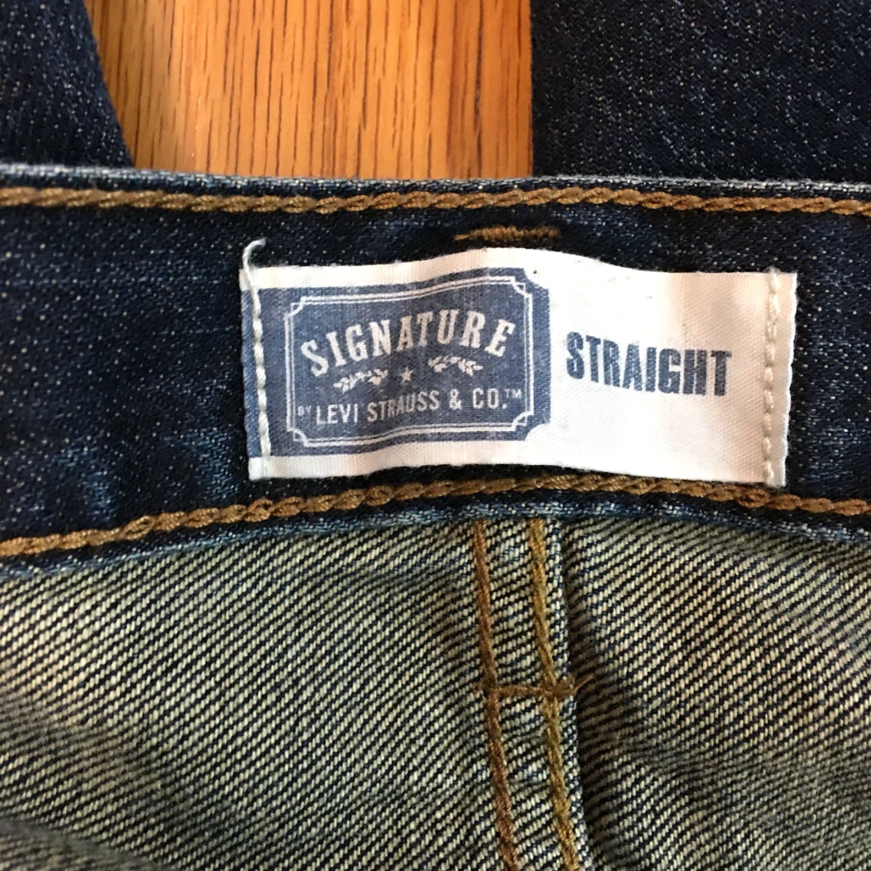 Levi's VINTAGE Levi's Men's Straight Leg Jeans 40x32 Blue Denim 90s Casual Relaxed Fit Size US 40 / EU 56 - 7 Thumbnail