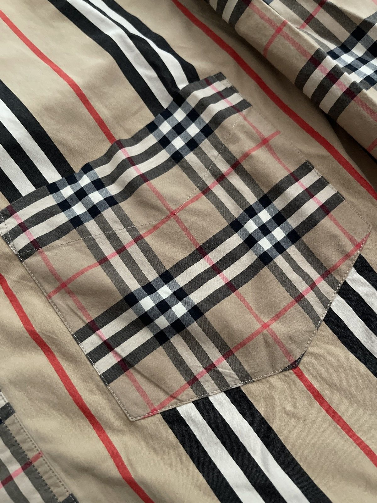 Burberry Original Burberry men’s shirt, size „M”. Size US M / EU 48-50 / 2 - 5 Thumbnail