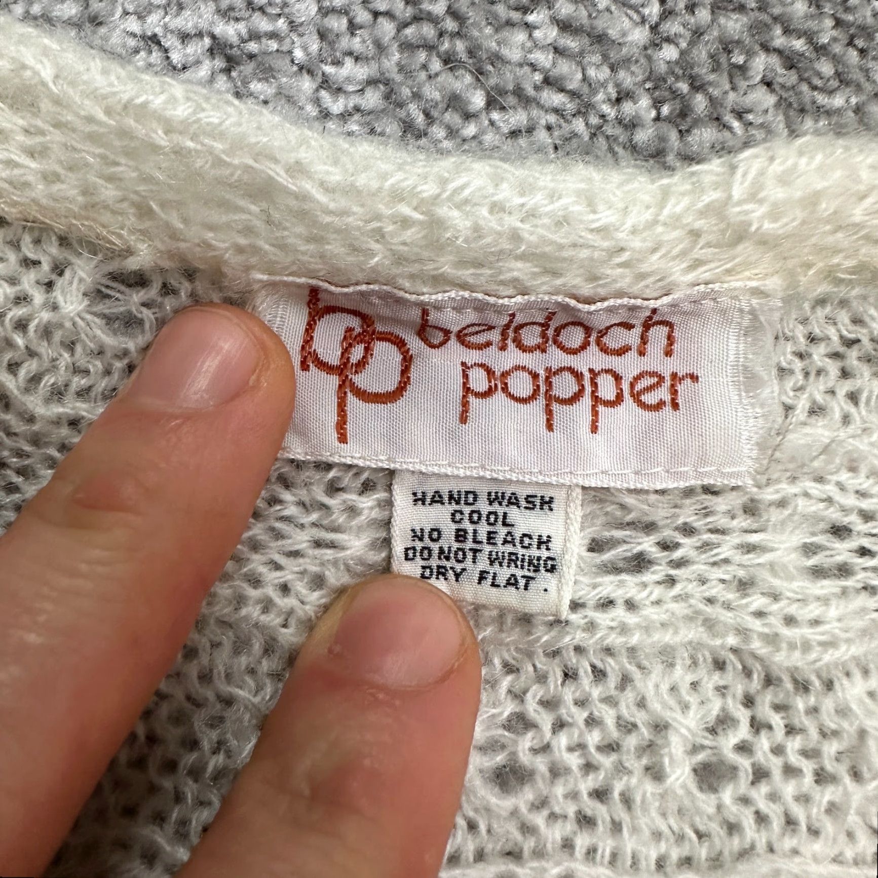 Vintage VINTAGE Beldoch Popper Vest Crochet Open-Knit Sleeveless Ivory Womens Small Casual Knit Style Size S / US 4 / IT 40 - 4 Thumbnail