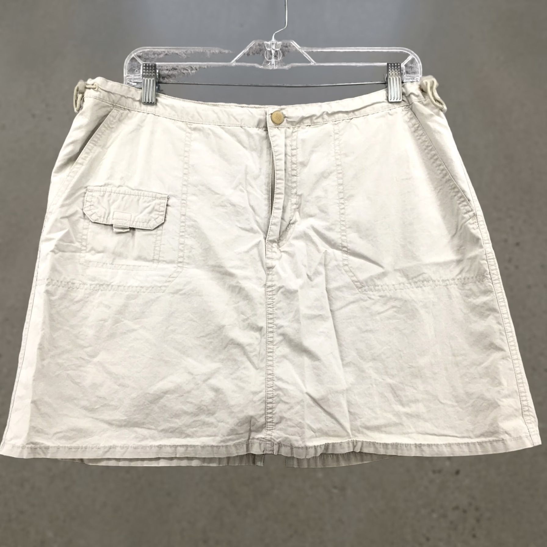 Vintage Columbia A-Line Short Skort Womens Large Beige Cotton Flat Front Zip Fly Casual Size 36" / US 14 / IT 50 - 1 Thumbnail