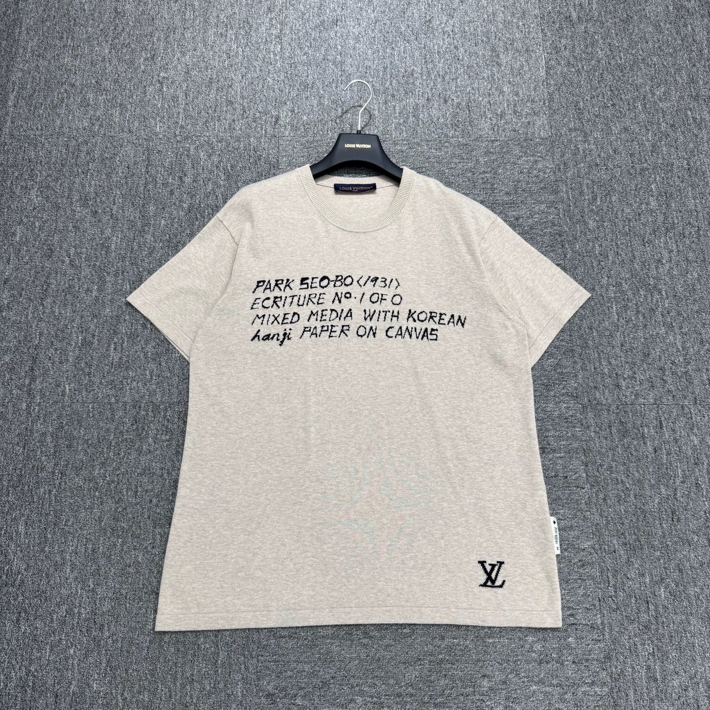 Louis Vuitton LV Monogram Jacquard Knit LS Tee L 99 New Size US L / EU 52-54 / 3 - 1 Thumbnail
