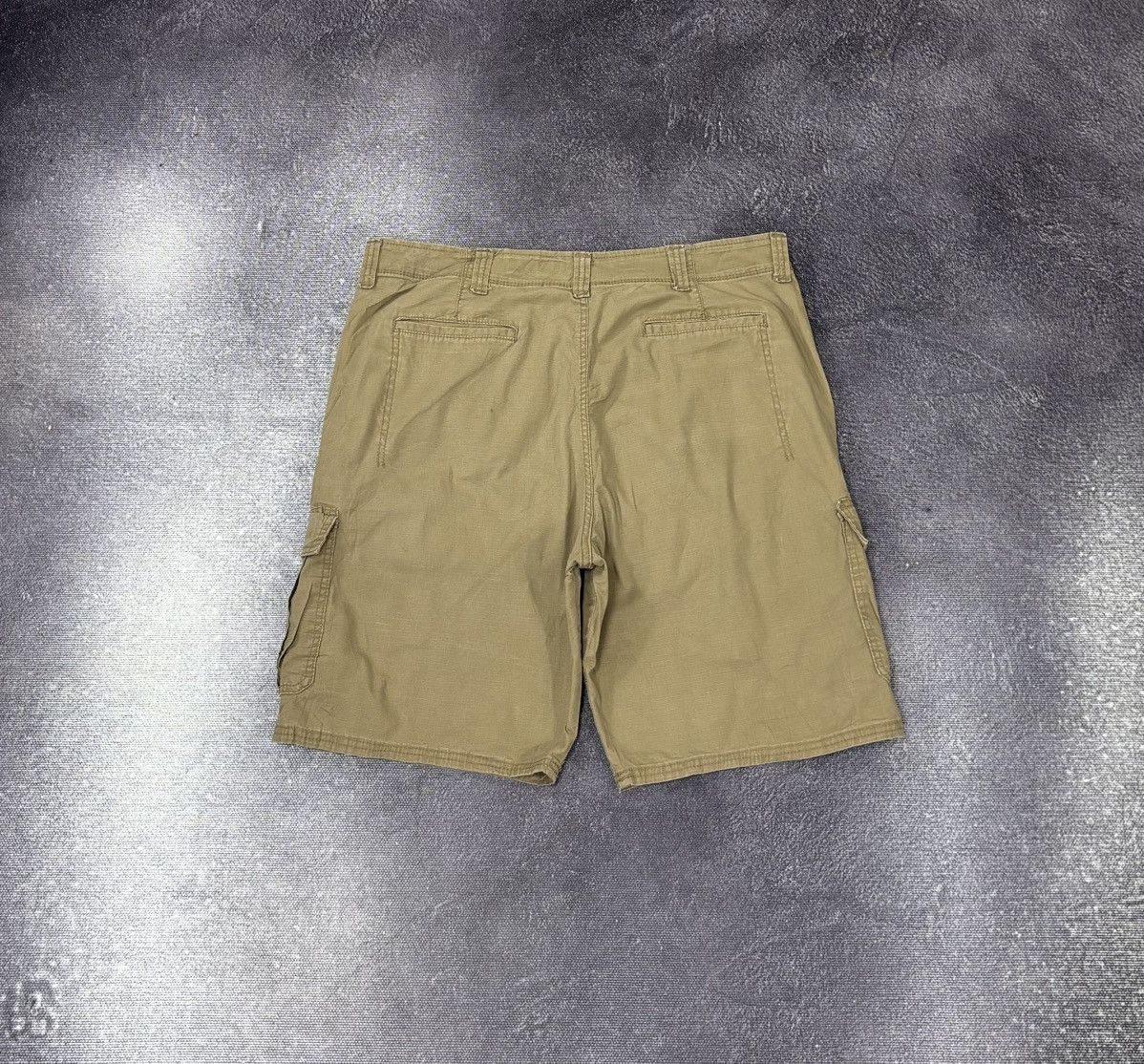 Wrangler Vintage Wrangler Men’s Utility Military Style Cargo Shorts Size US 36 / EU 52 - 2 Thumbnail