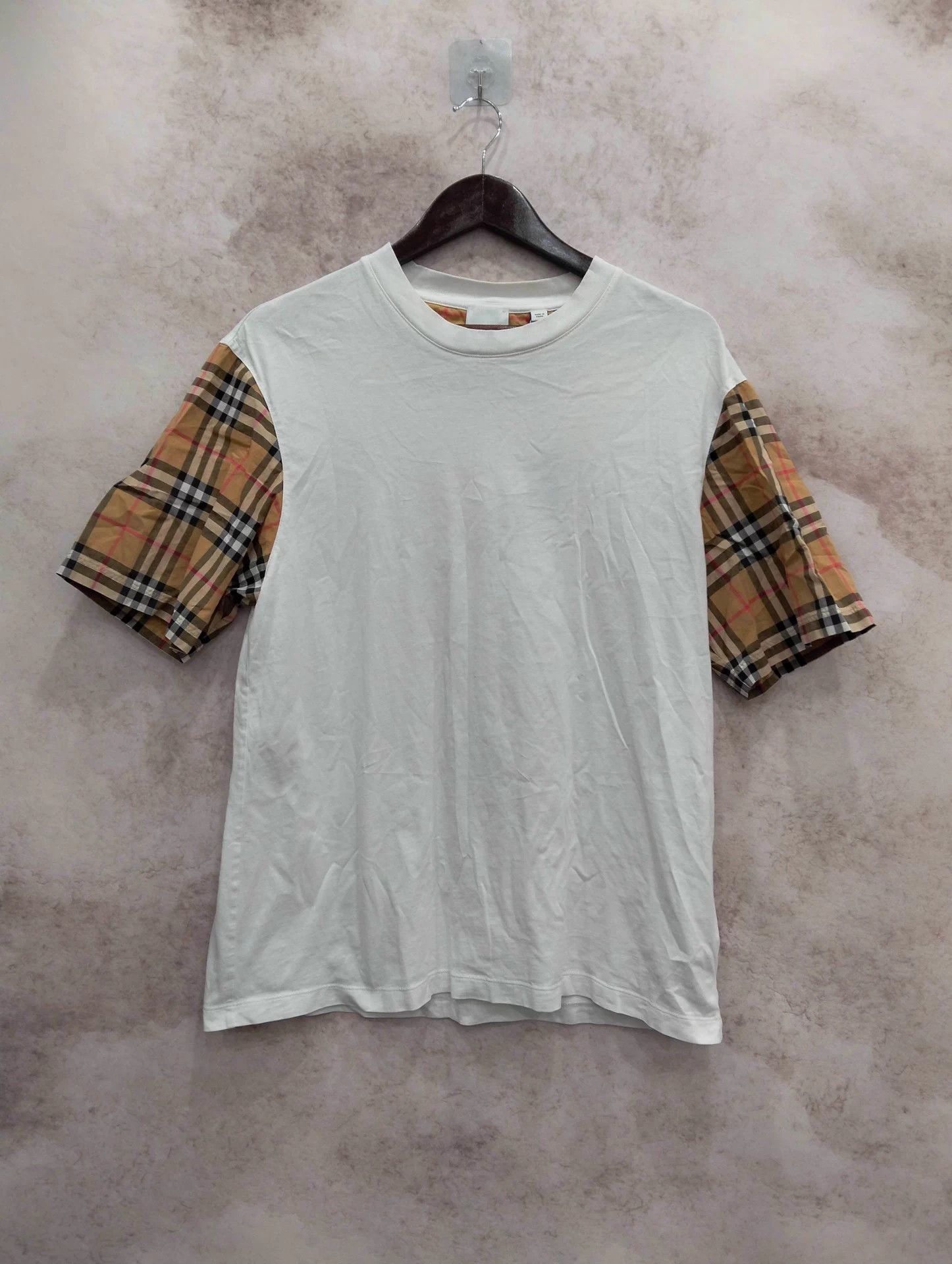 Burberry Burberry Classic Check Crew Short Sleeve Tee M Size M / US 6-8 / IT 42-44 - 1 Thumbnail