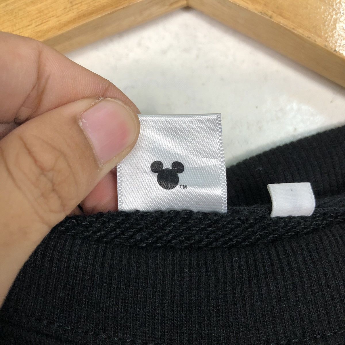 Disney × Japanese Brand Mickey Rock N Roll Sweatshirt Rare Design Small Size US S / EU 44-46 / 1 - 12 Thumbnail