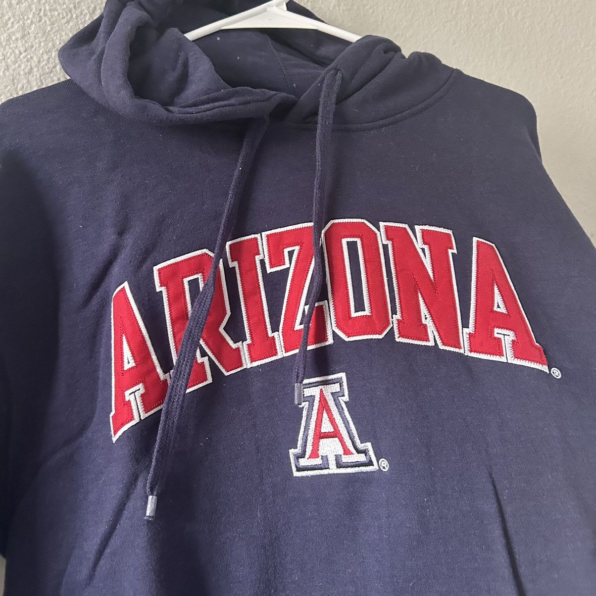 Vintage Vintage Embroidered Arizona Wildcats Hoodie Men’s Medium Size US M / EU 48-50 / 2 - 2 Thumbnail