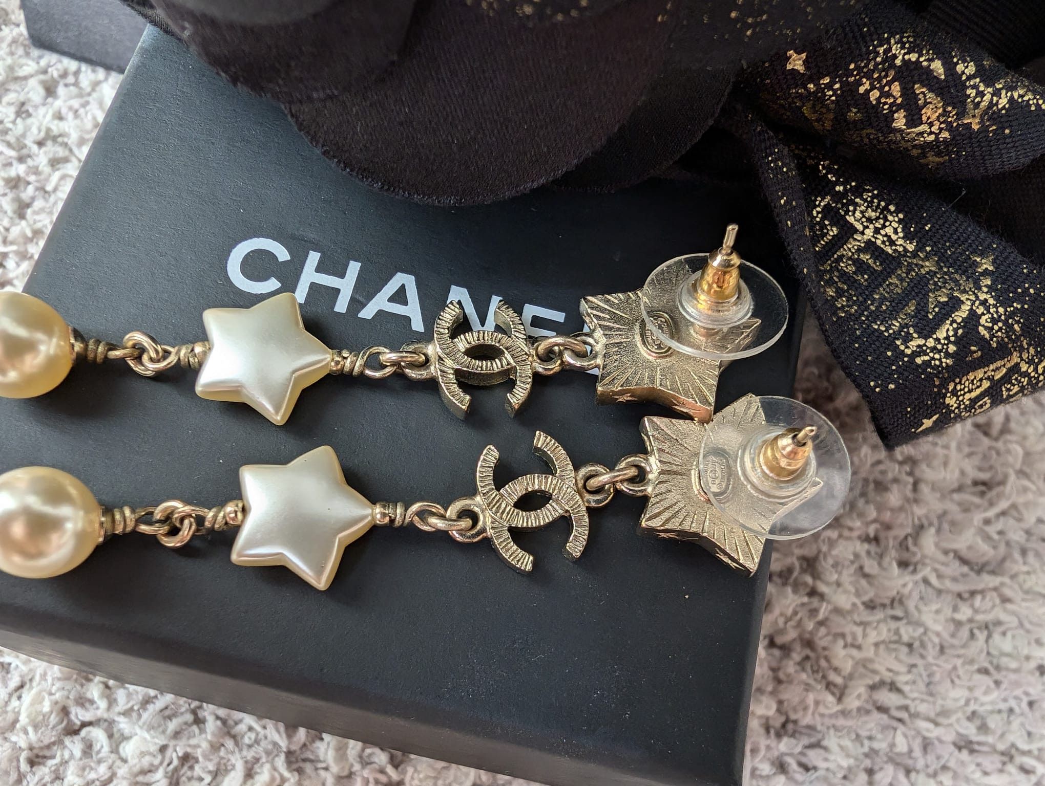 Chanel Chanel CC A17B GHW Pearl Star Long Logo Earrings box Size ONE SIZE - 9 Thumbnail