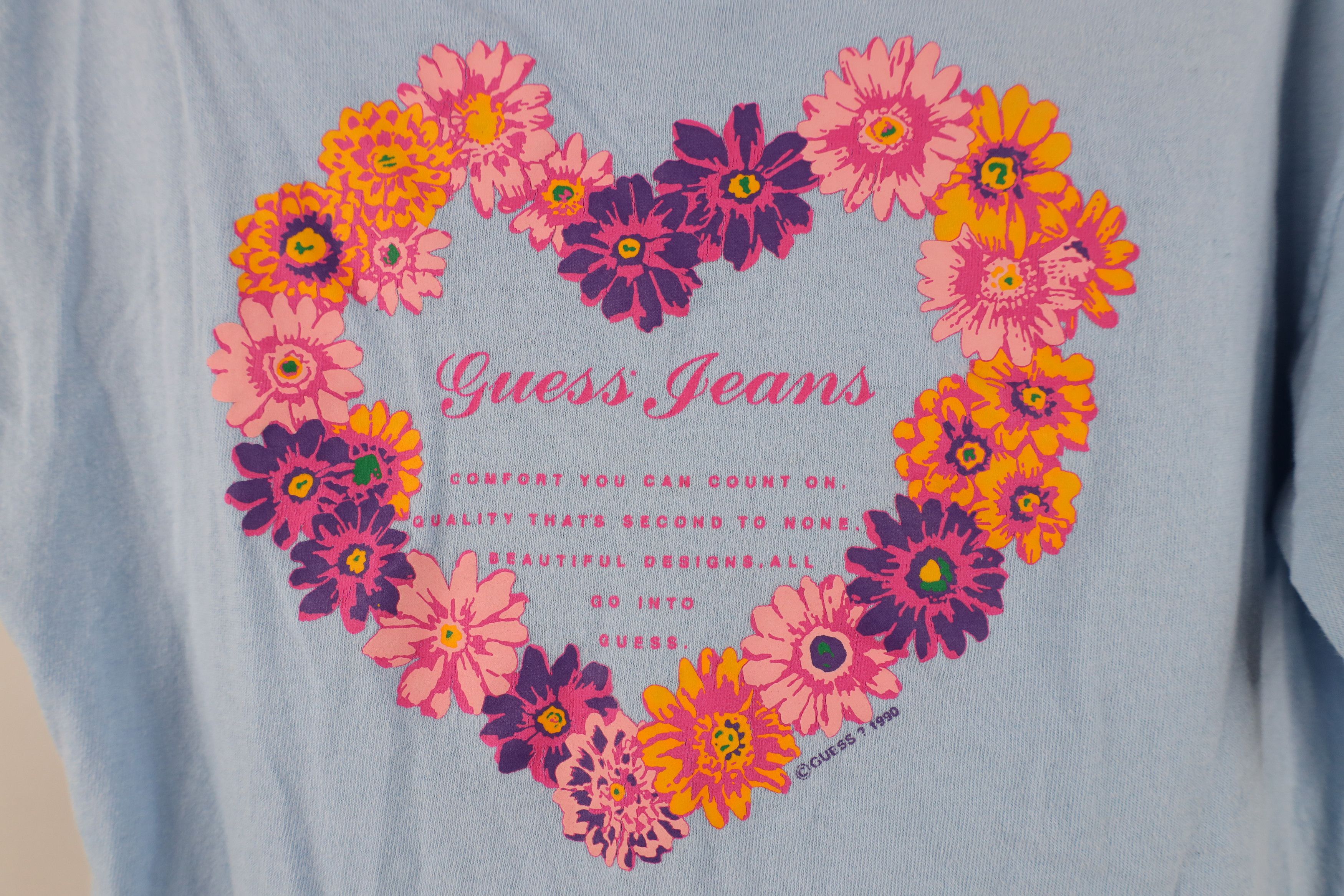 Guess Vintage 90s Guess Spell Out Heart Flower T-Shirt Blue USA Size M / US 6-8 / IT 42-44 - 4 Thumbnail