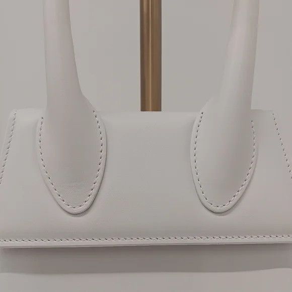 Jacquemus Jacquemus Le Chiquito Moyen Top-Handle Leather Bag - White Size ONE SIZE - 9 Thumbnail