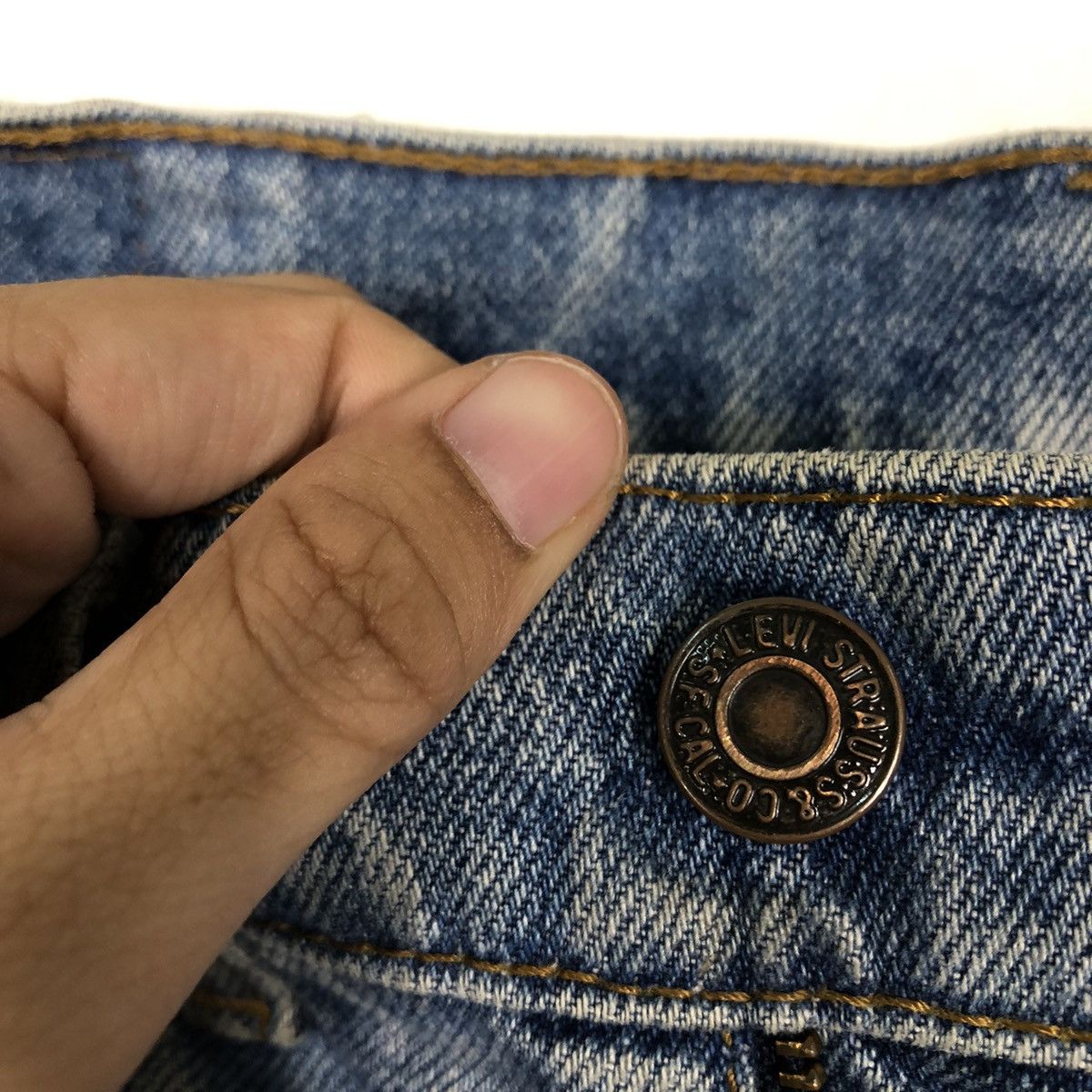 Levi's 🔥90’s Vintage Selvedges Distressed Jeans Levi’s Made in USA Size US 30 / EU 46 - 14 Thumbnail