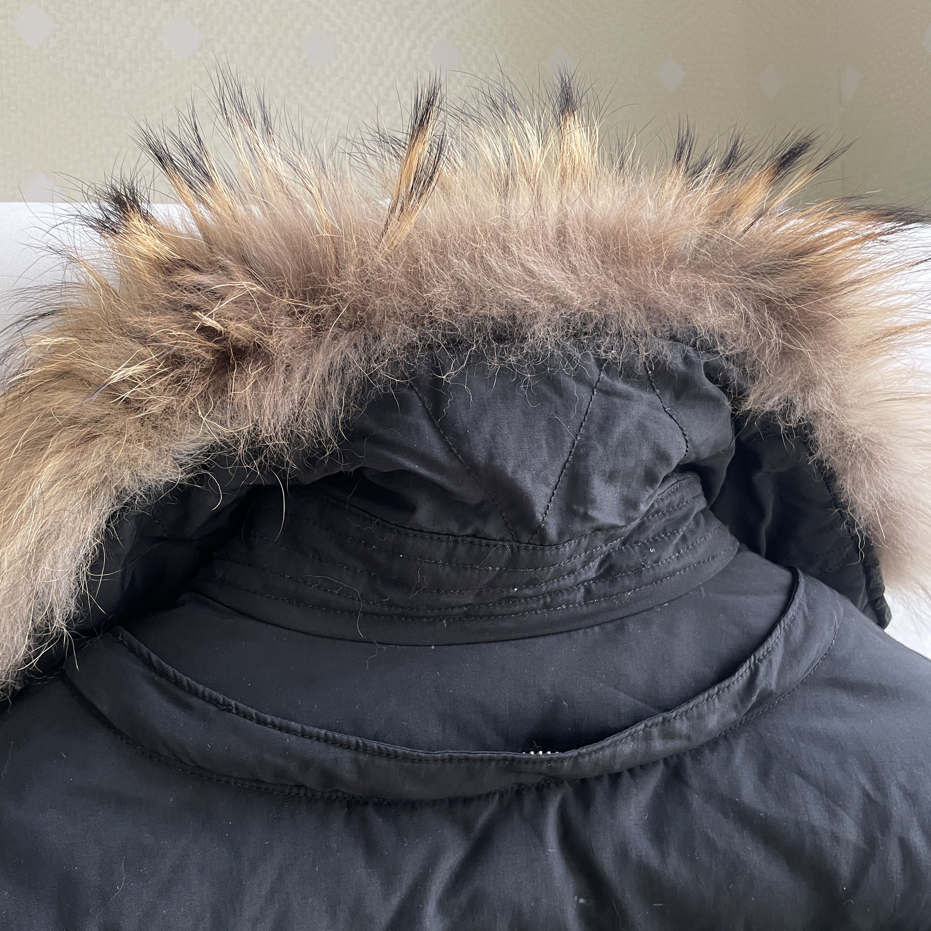 Dsquared2 Dsquared2 Vintage Racoon Fur Heavy Down Parka Size US M / EU 48-50 / 2 - 7 Thumbnail