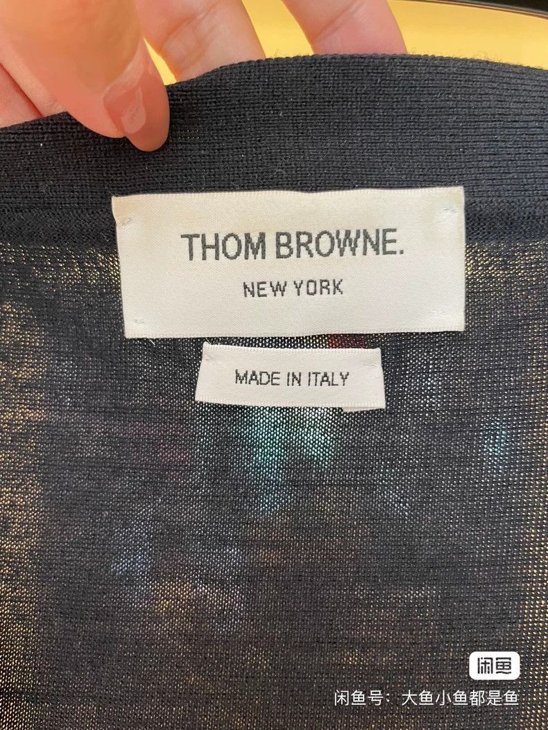 Thom Browne Thom BrowneClassic four-striped wool cardigan jacket 2503-N Size US XL / EU 56 / 4 - 4 Thumbnail