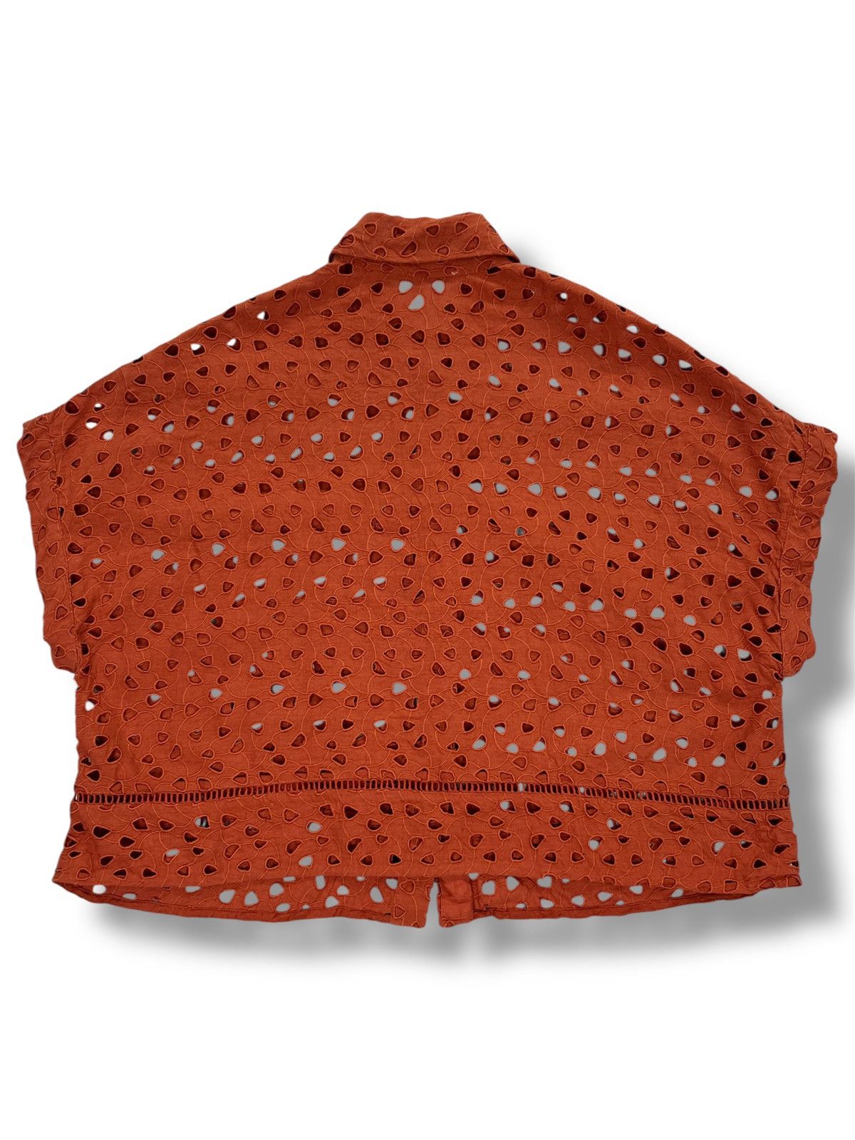 Adolfo Dominguez Adolfo Dominguez Cutwork Blouse Size XS / US 0-2 / IT 36-38 - 2 Thumbnail