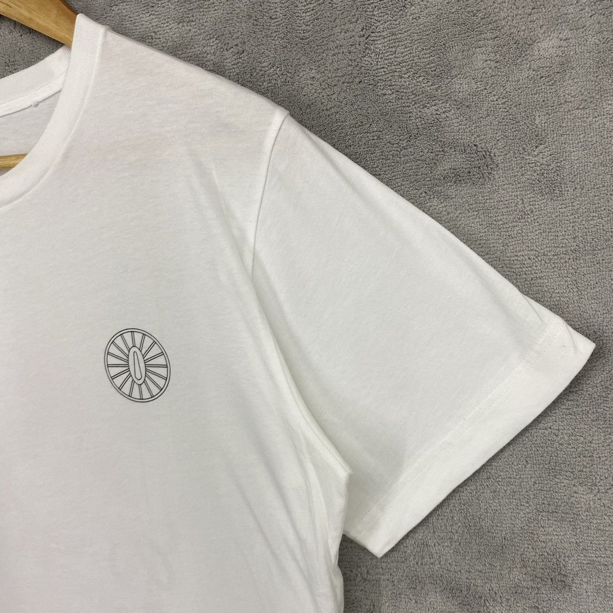 Anime × Japanese Brand × Uniqlo Demon Slayer Sabito Kimetsu No Yaiba Uniqlo T Shirt L Size US L / EU 52-54 / 3 - 4 Thumbnail