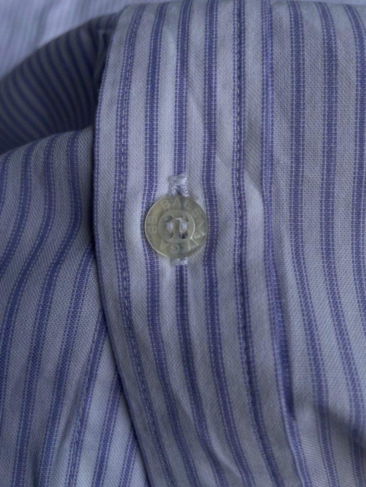 Balenciaga × Designer Balenciaga BB Small Logo Shirt Size US L / EU 52-54 / 3 - 4 Thumbnail