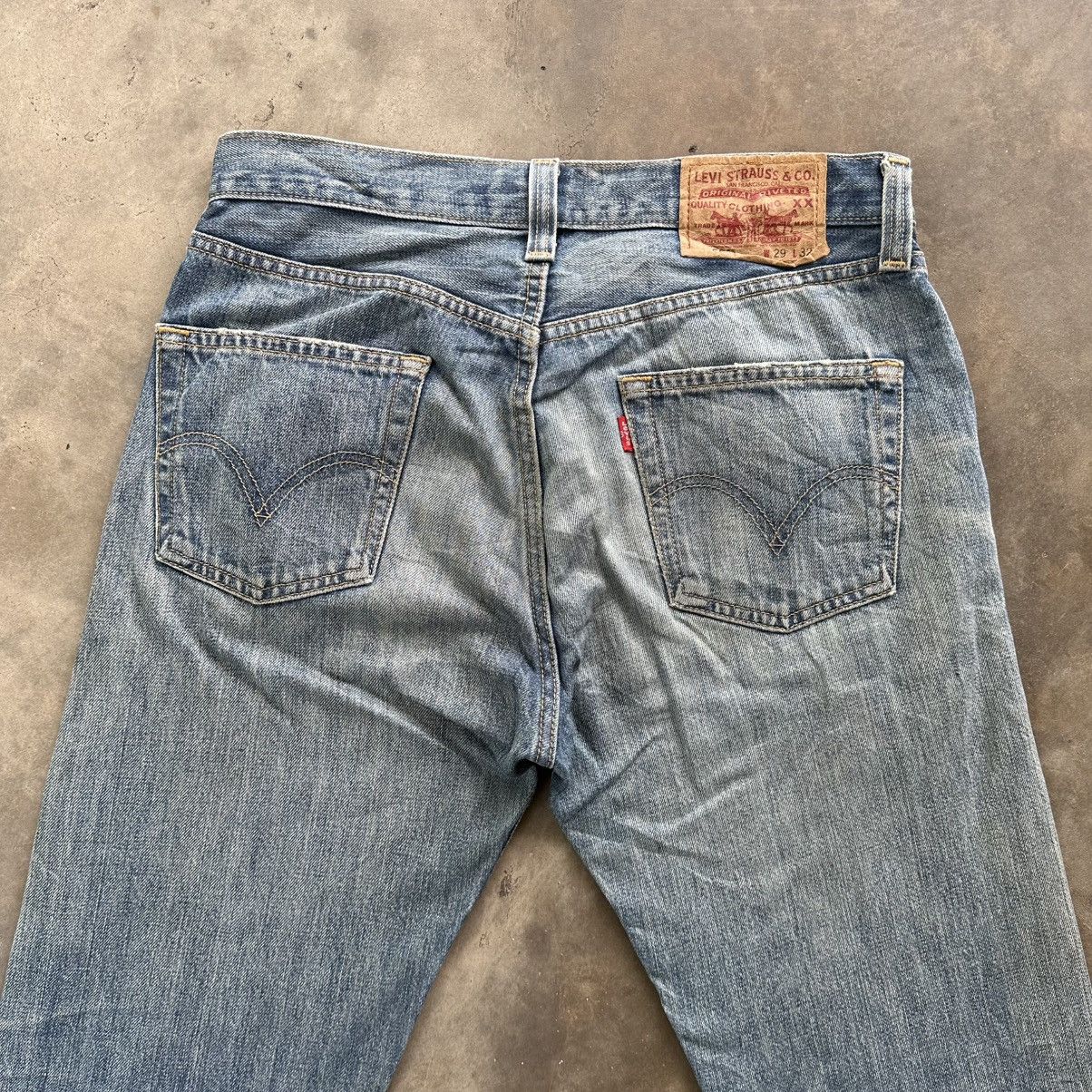 Japanese Brand Vintage Levi’s 501 Distressed Faded Denim Jean Pant Size US 30 / EU 46 - 11 Thumbnail