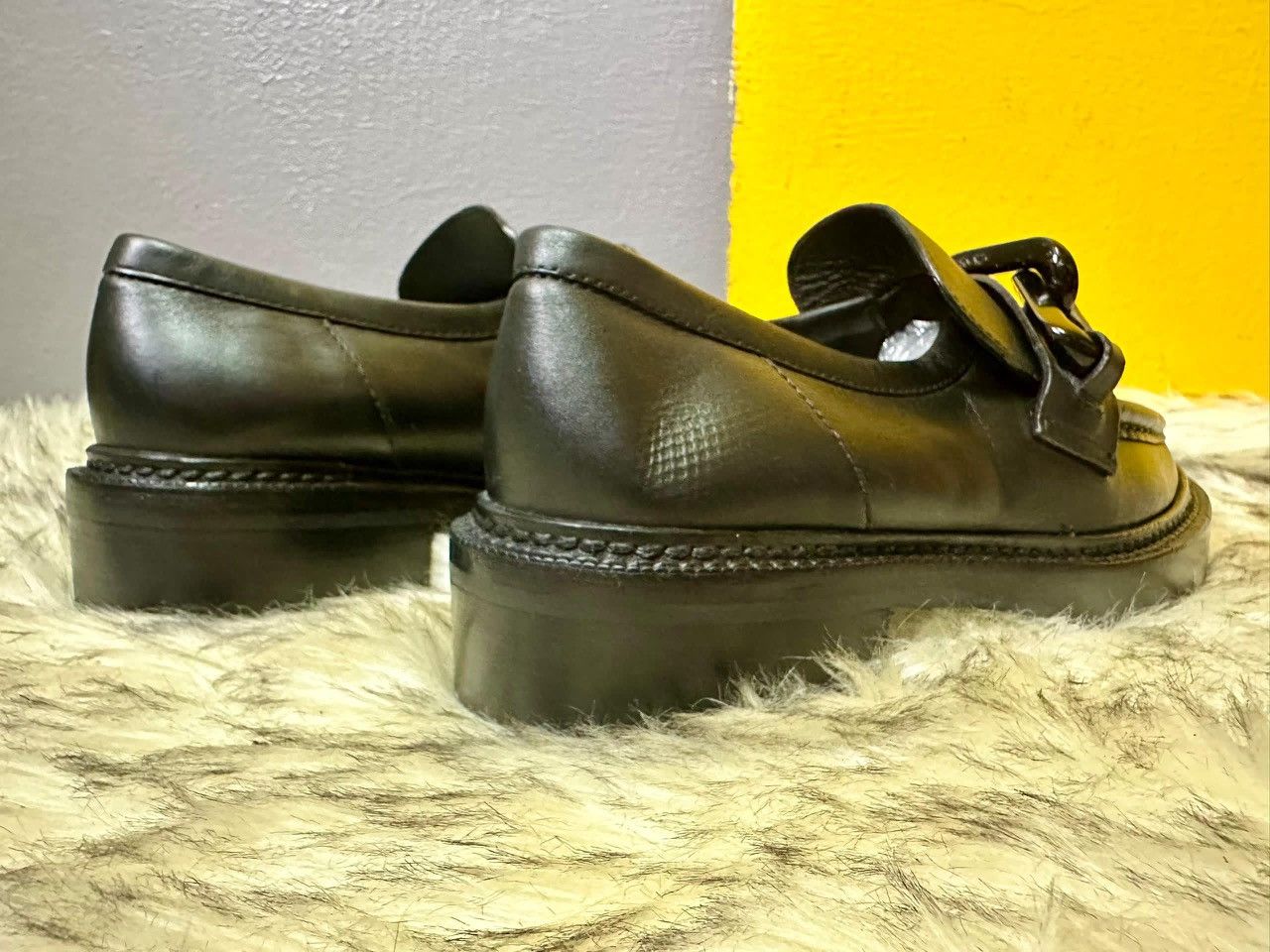 Louis Vuitton Authentic Louis Vuitton Oversized Chain Academy Flat Loafers Size US 6.5 / IT 36.5 - 3 Thumbnail