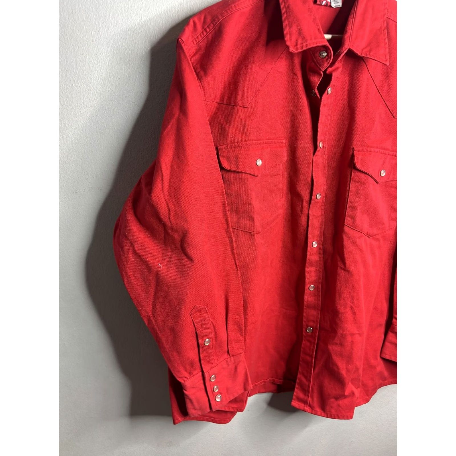 Marlboro Marlboro Denim Shirt Mens XL Solid Red Snap Button Long Sleeve Western Casual Workwear Shirt Size US XL / EU 56 / 4 - 2 Thumbnail